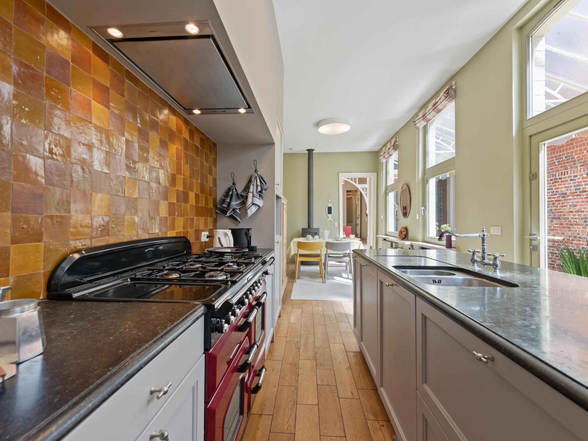 Stijlvolle villa voor 6 personen in hartje Ronse met tuin - foto 4