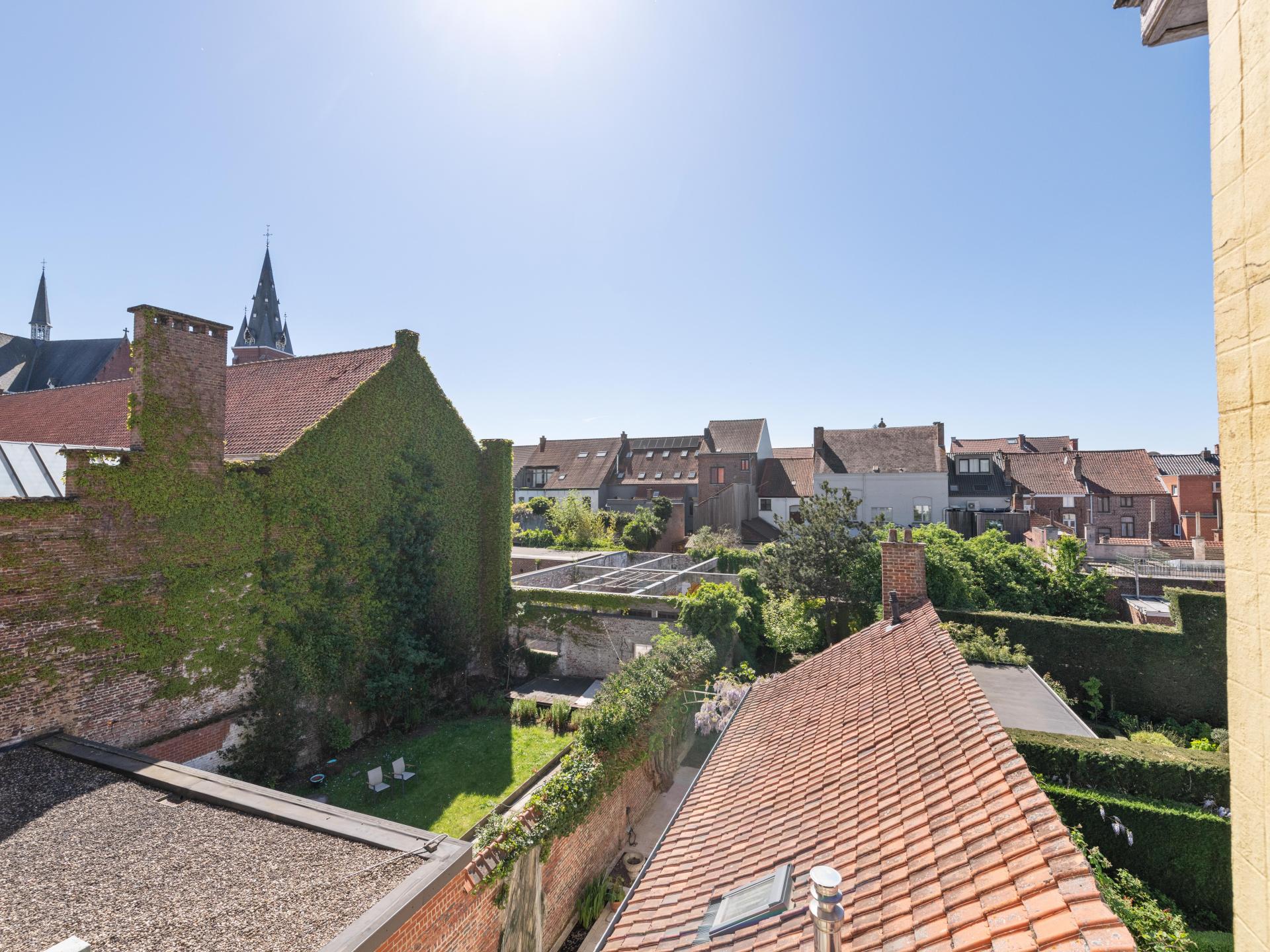 Stijlvolle villa voor 6 personen in hartje Ronse met tuin - foto 47