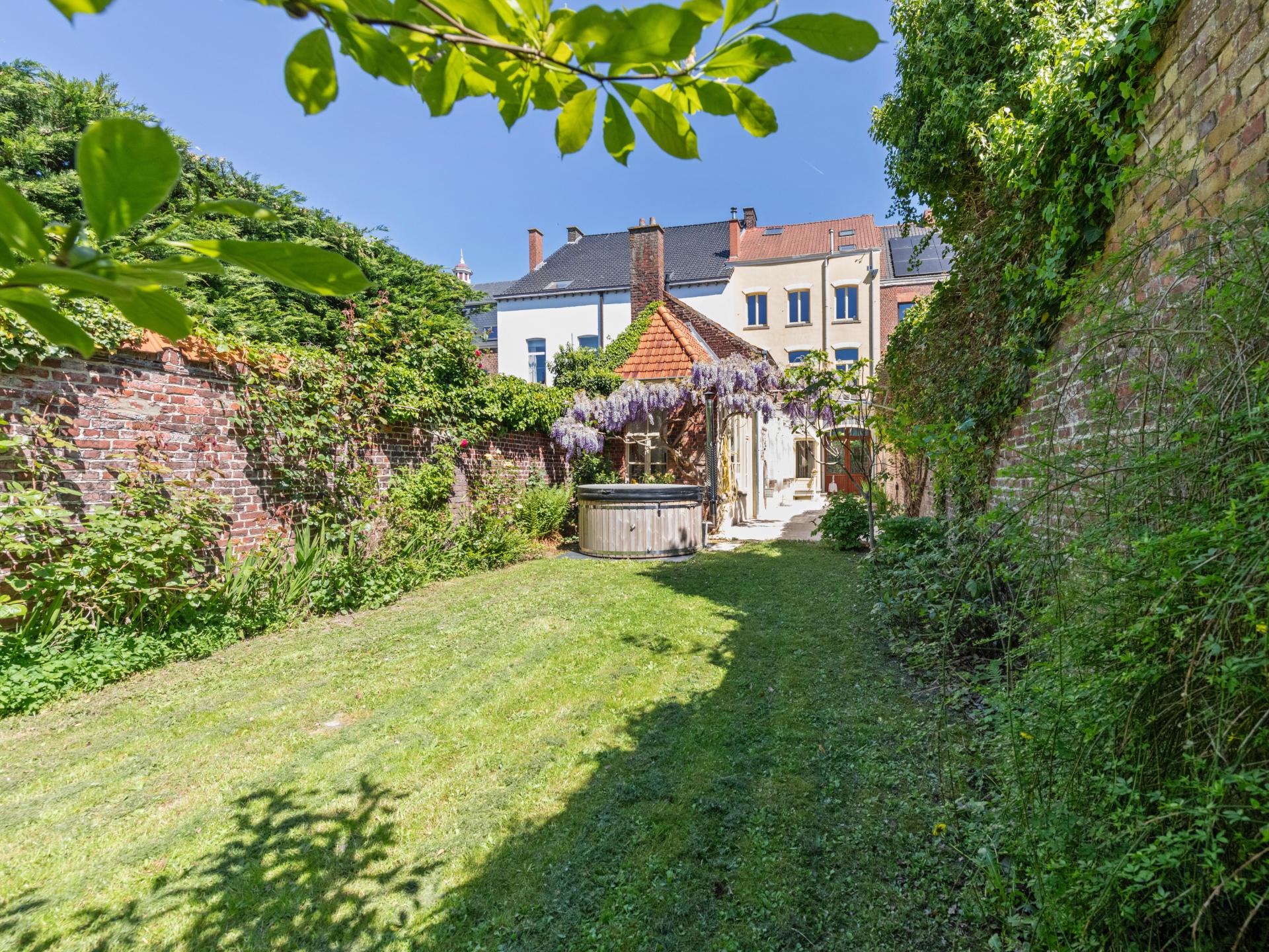 Stijlvolle villa voor 6 personen in hartje Ronse met tuin - foto 46