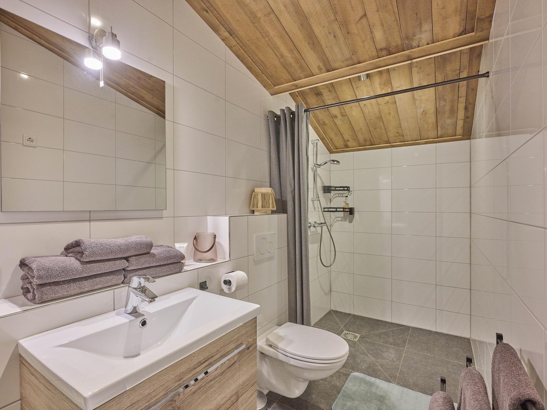 Sfeervol vakantiehuis in gerenoveerde stal met uitzicht op reeën in Reusel, Brabant - foto 6