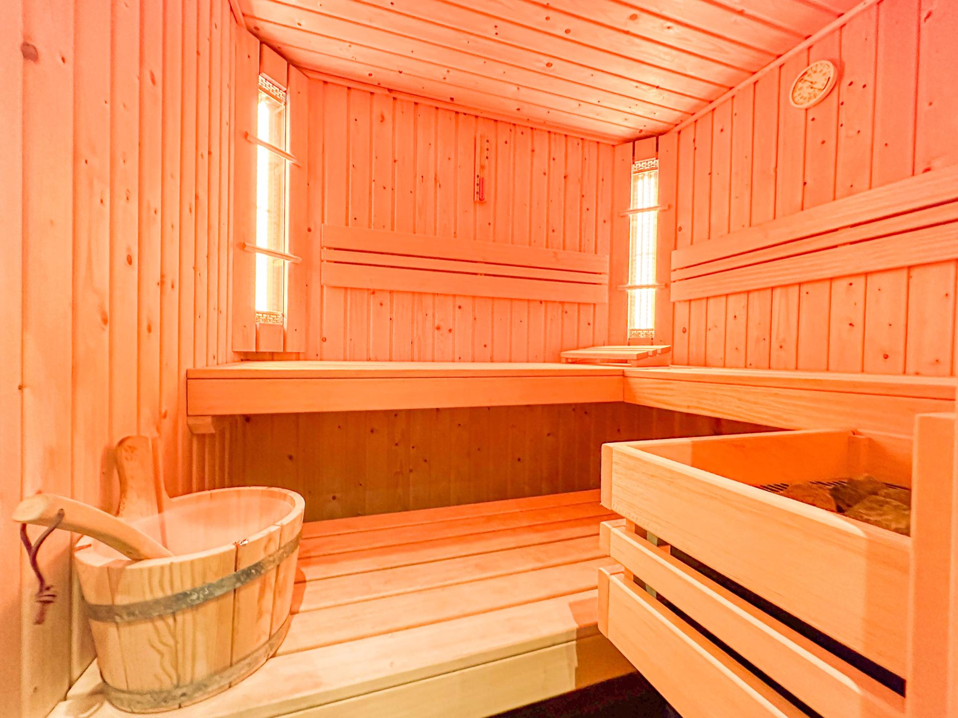 Luxe begane grond appartement met Finse sauna op 500m van het strand - foto 16