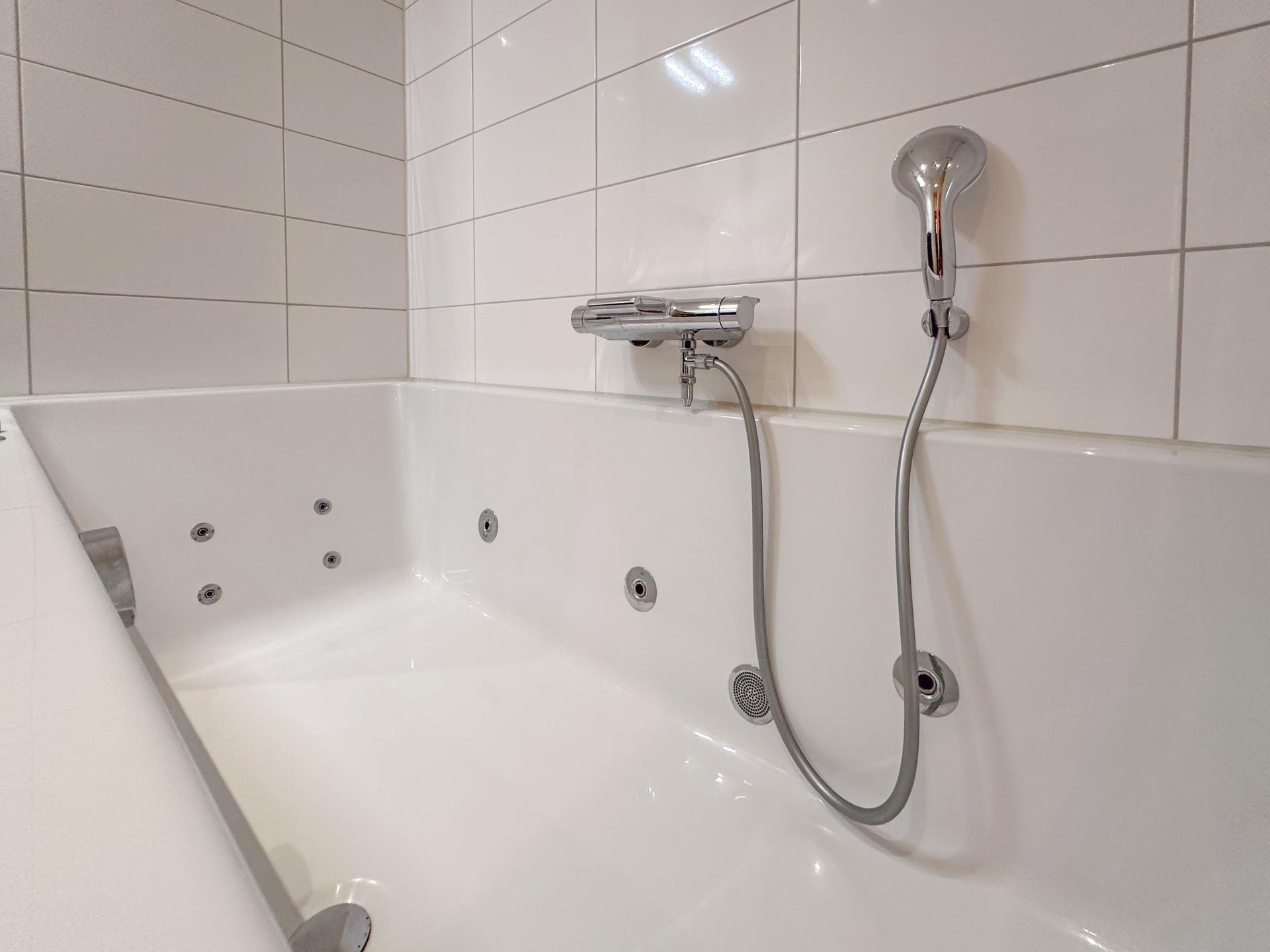Luxe begane grond appartement met Finse sauna op 500m van het strand - foto 18