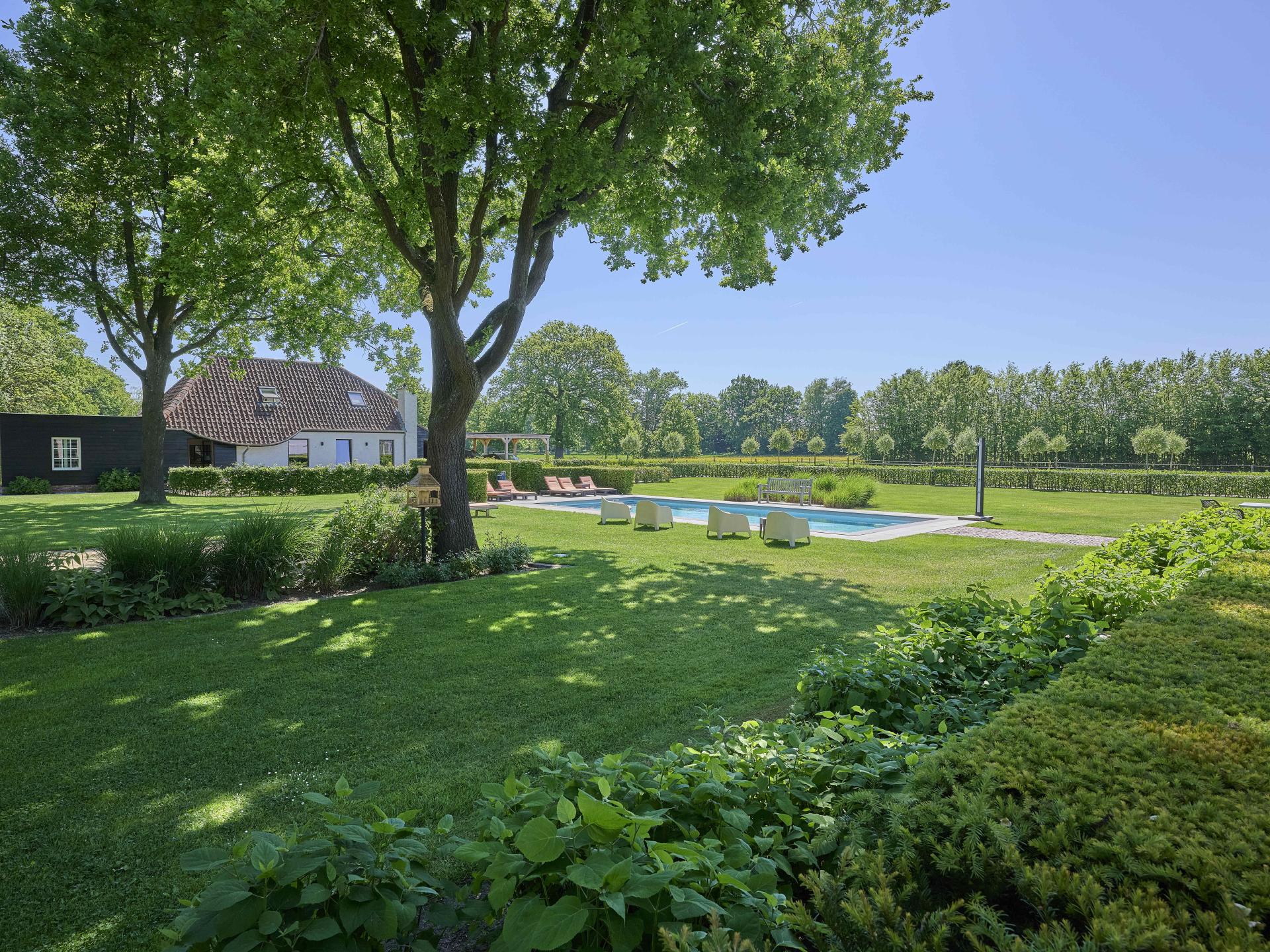 Centraal gelegen luxe villa in Balen voor 25 personen - foto 37