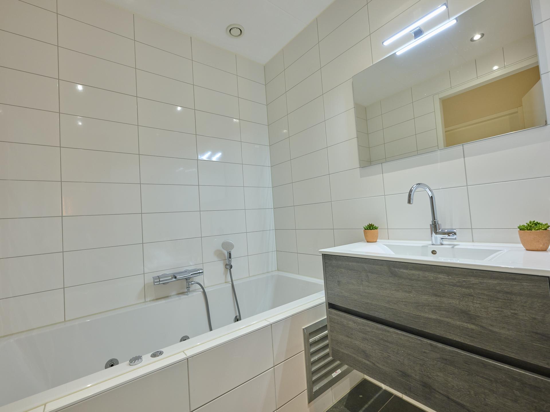 Luxe appartement met sauna en tuin op 500m van het strand in Colijnsplaat - foto 22