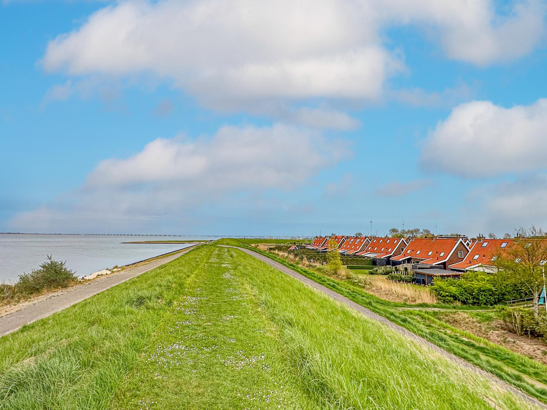 Luxe vrijstaande villa met sauna op 350m van het strand in Colijnsplaat - foto 34