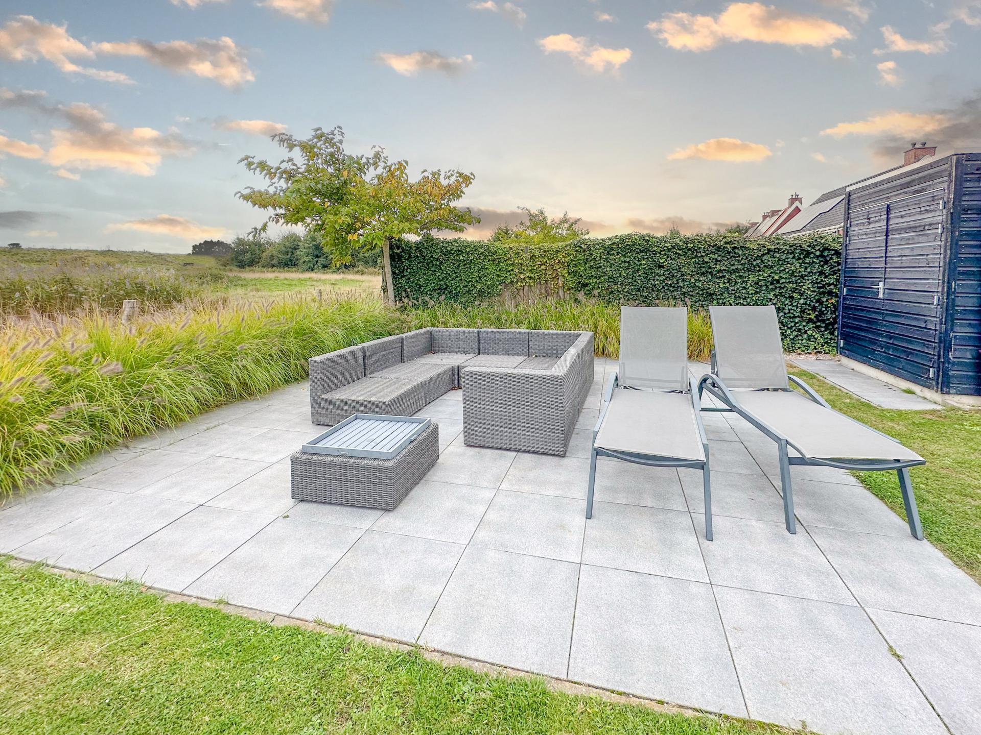 Luxe vrijstaande villa met sauna en tuin op 500m van het strand - foto 35