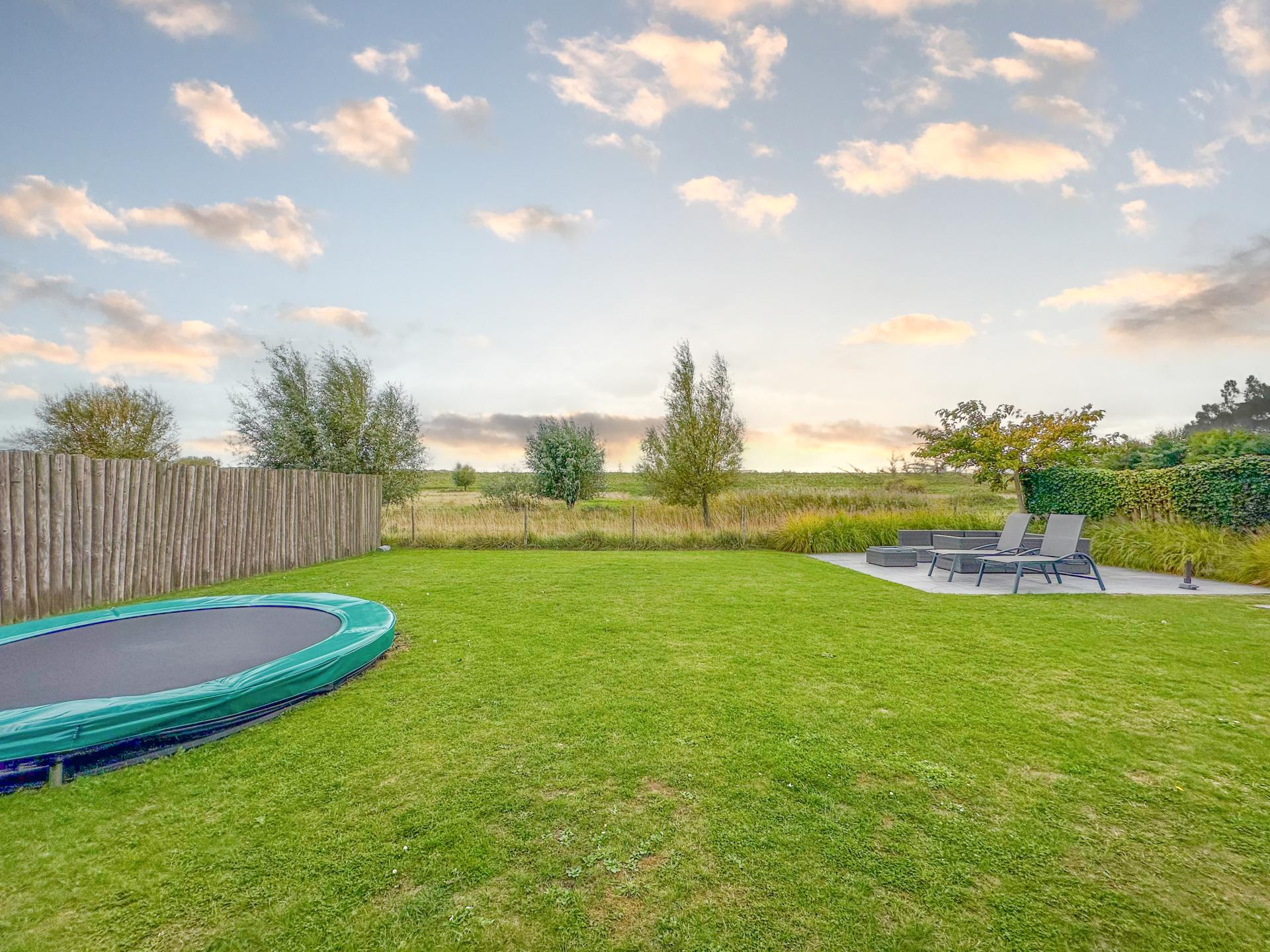 Luxe vrijstaande villa met sauna en tuin op 500m van het strand - foto 34
