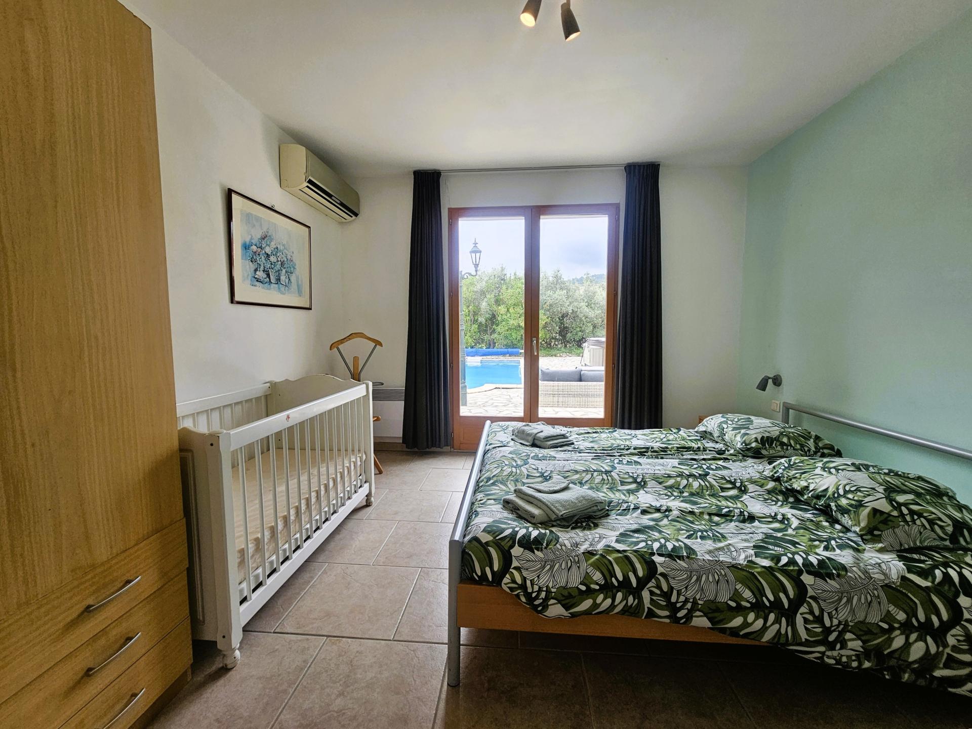 10-persoons villa in centrum Félines-Minervois met zwembad - foto 15