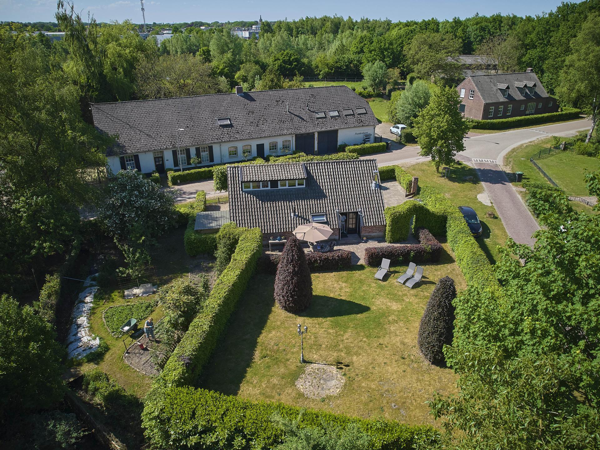 Sfeervolle dorpswoning in hartje Valkenswaard, nabij natuur - foto 47