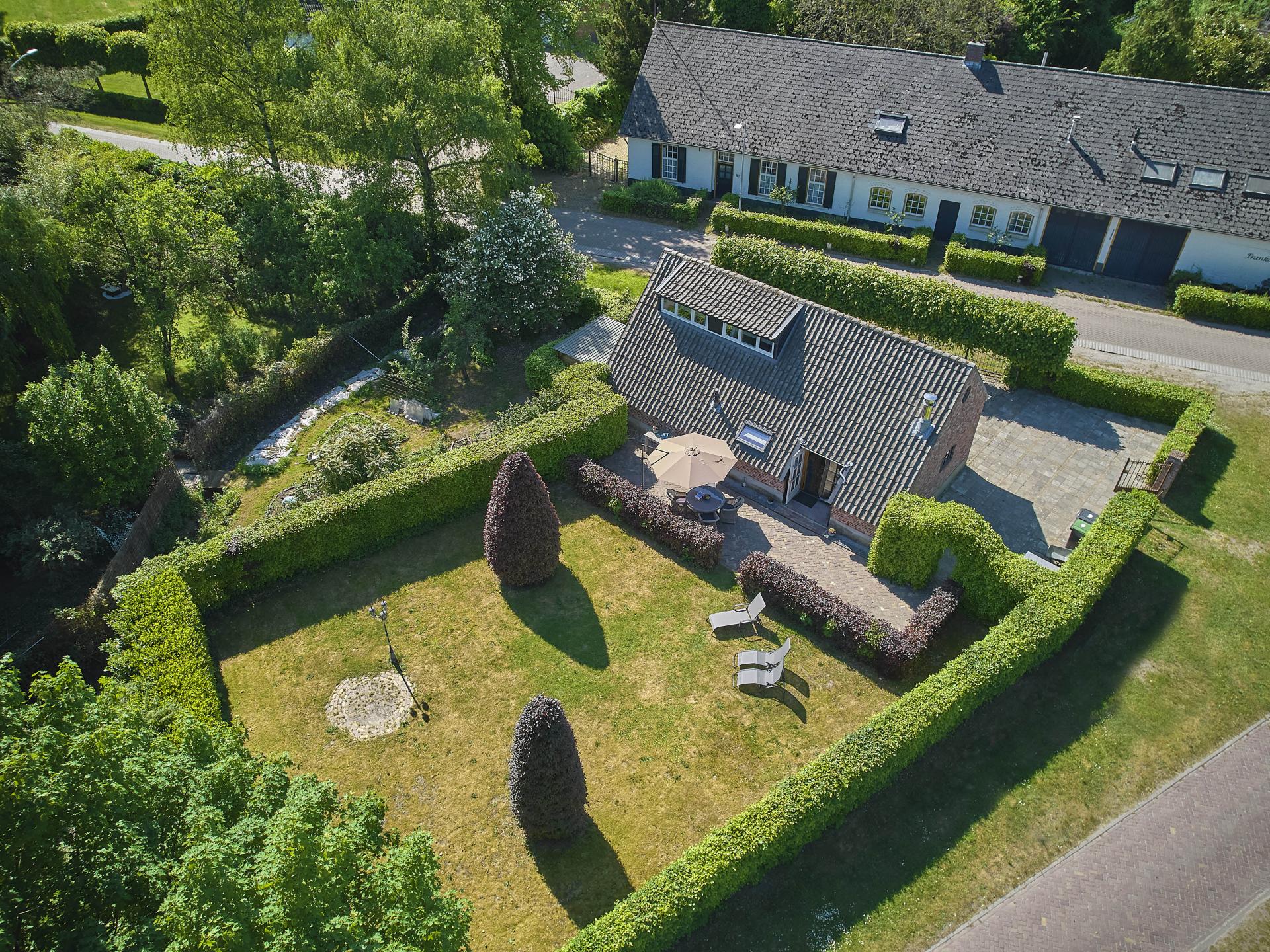 Sfeervolle dorpswoning in hartje Valkenswaard, nabij natuur - foto 49
