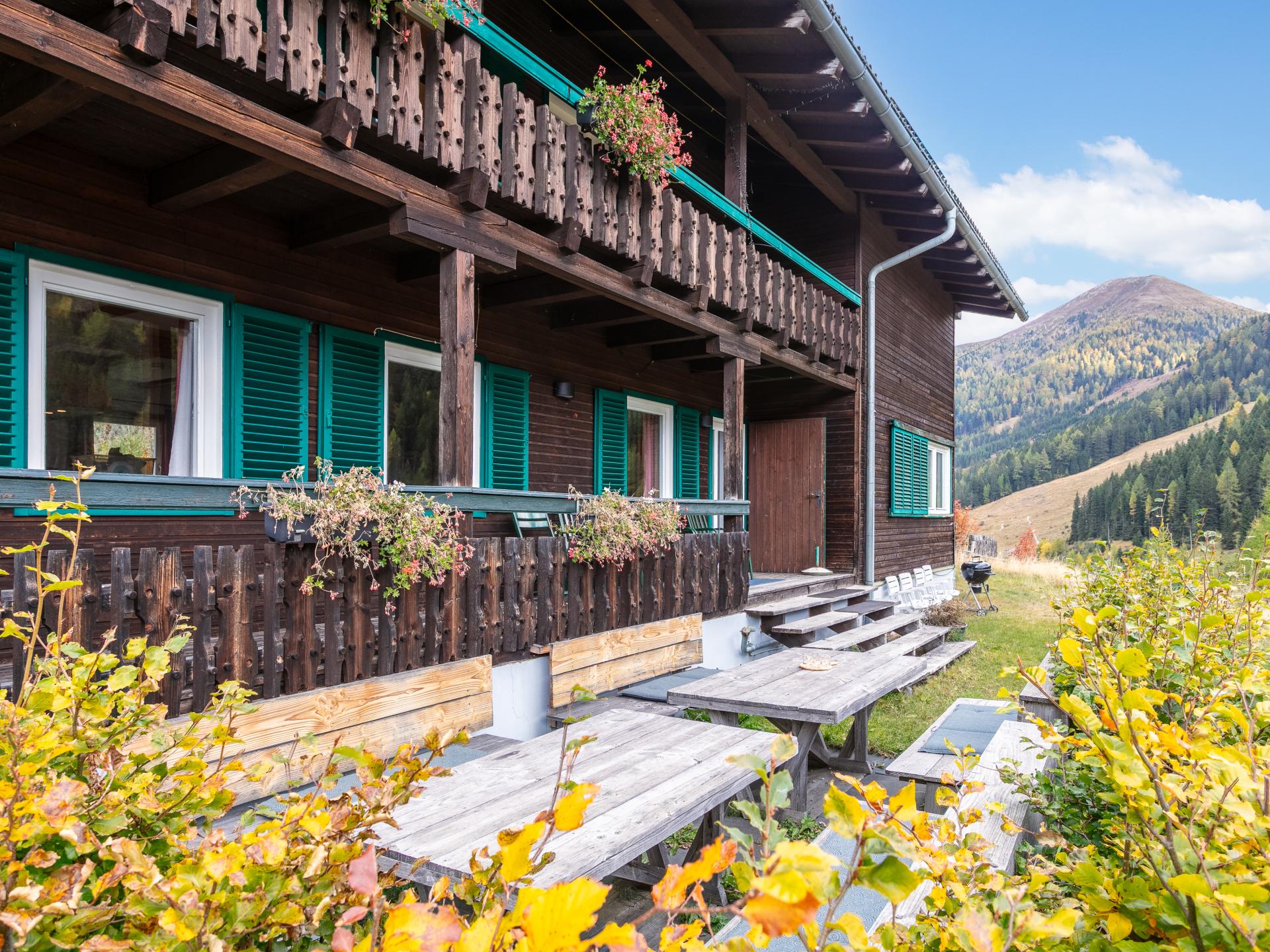Luxe chalet voor 10 personen met privé sauna en grote tuin in Innerkrems - foto 58
