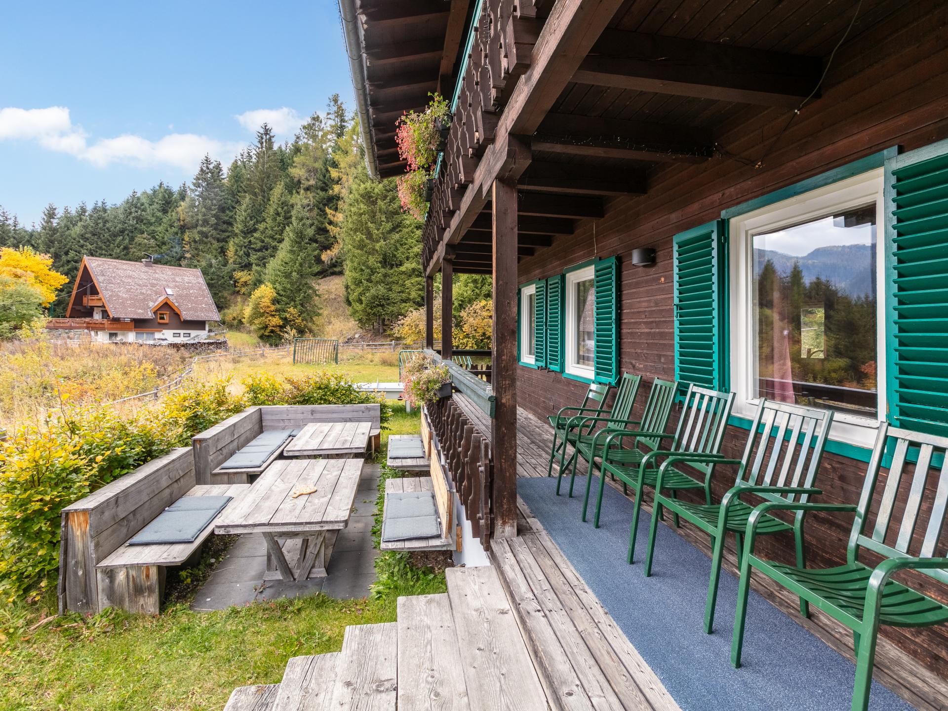 Luxe chalet voor 10 personen met privé sauna en grote tuin in Innerkrems - foto 2