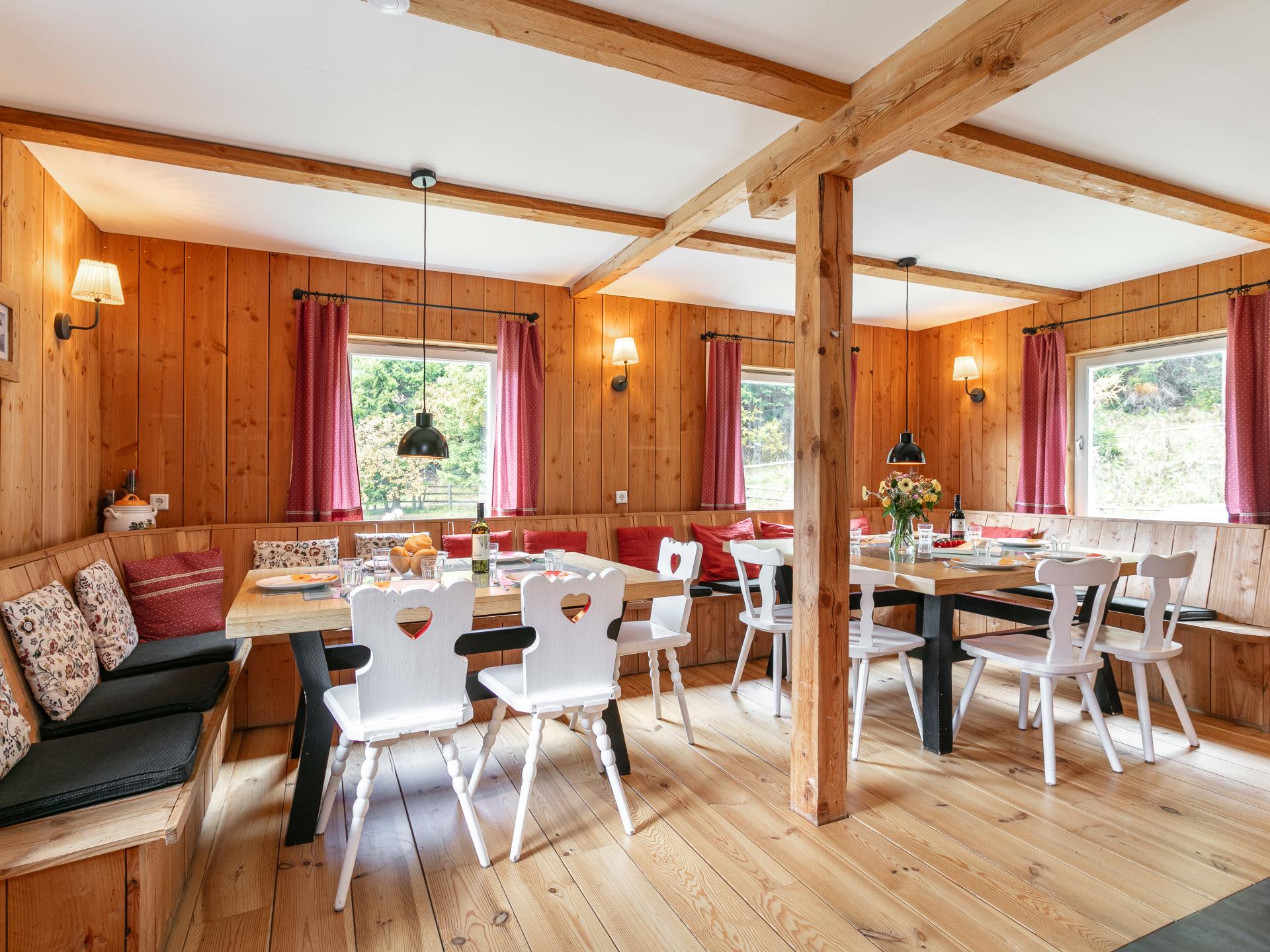 Luxe chalet voor 10 personen met privé sauna en grote tuin in Innerkrems - foto 7