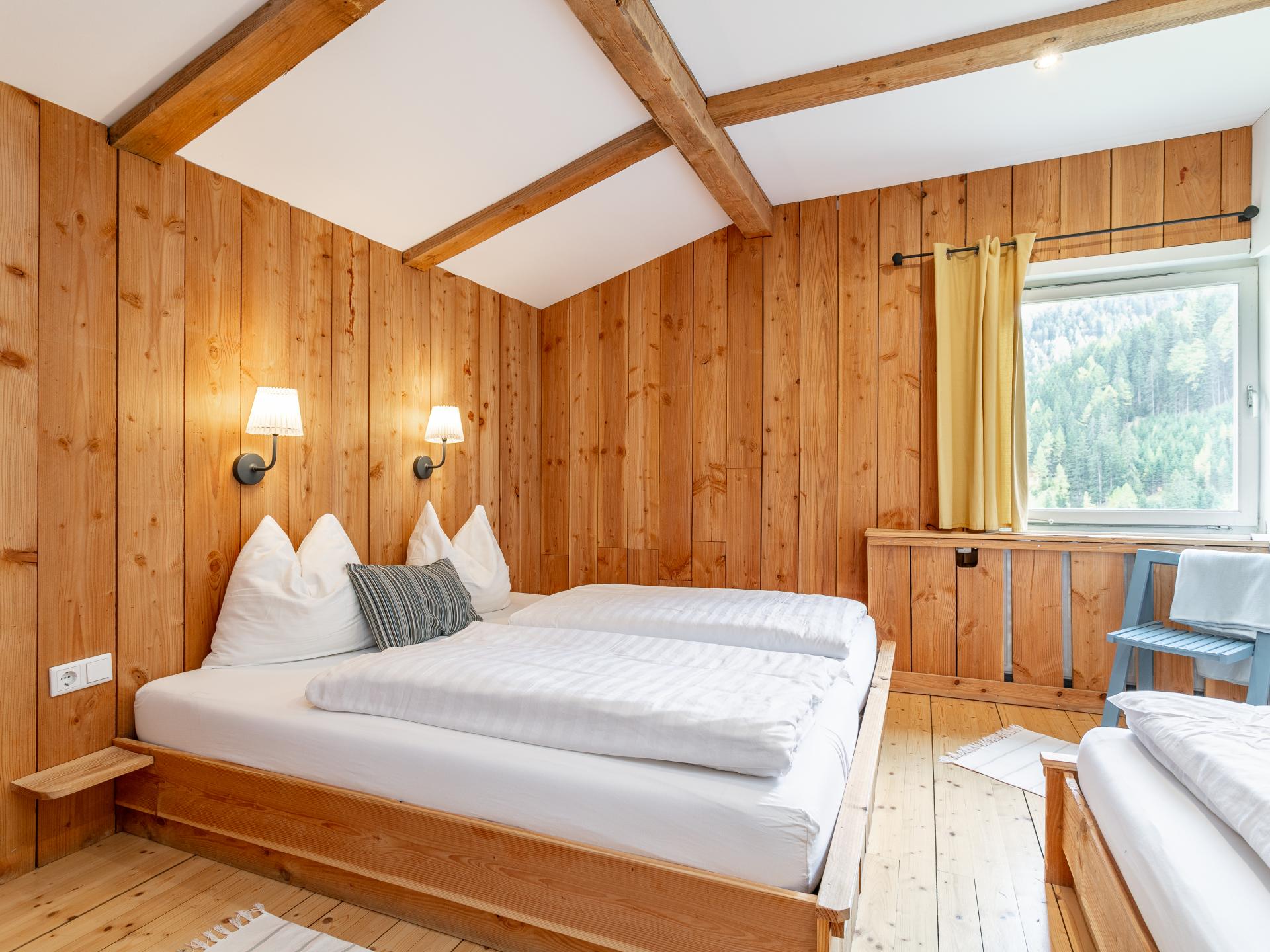 Luxe chalet voor 10 personen met privé sauna en grote tuin in Innerkrems - foto 8