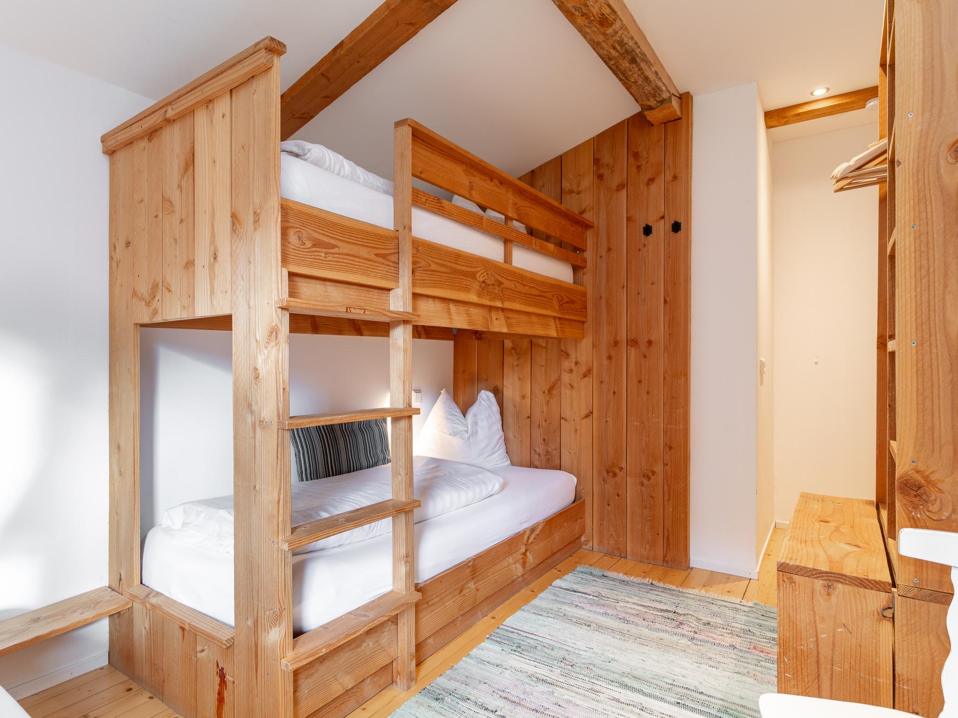 Luxe chalet voor 10 personen met privé sauna en grote tuin in Innerkrems - foto 14