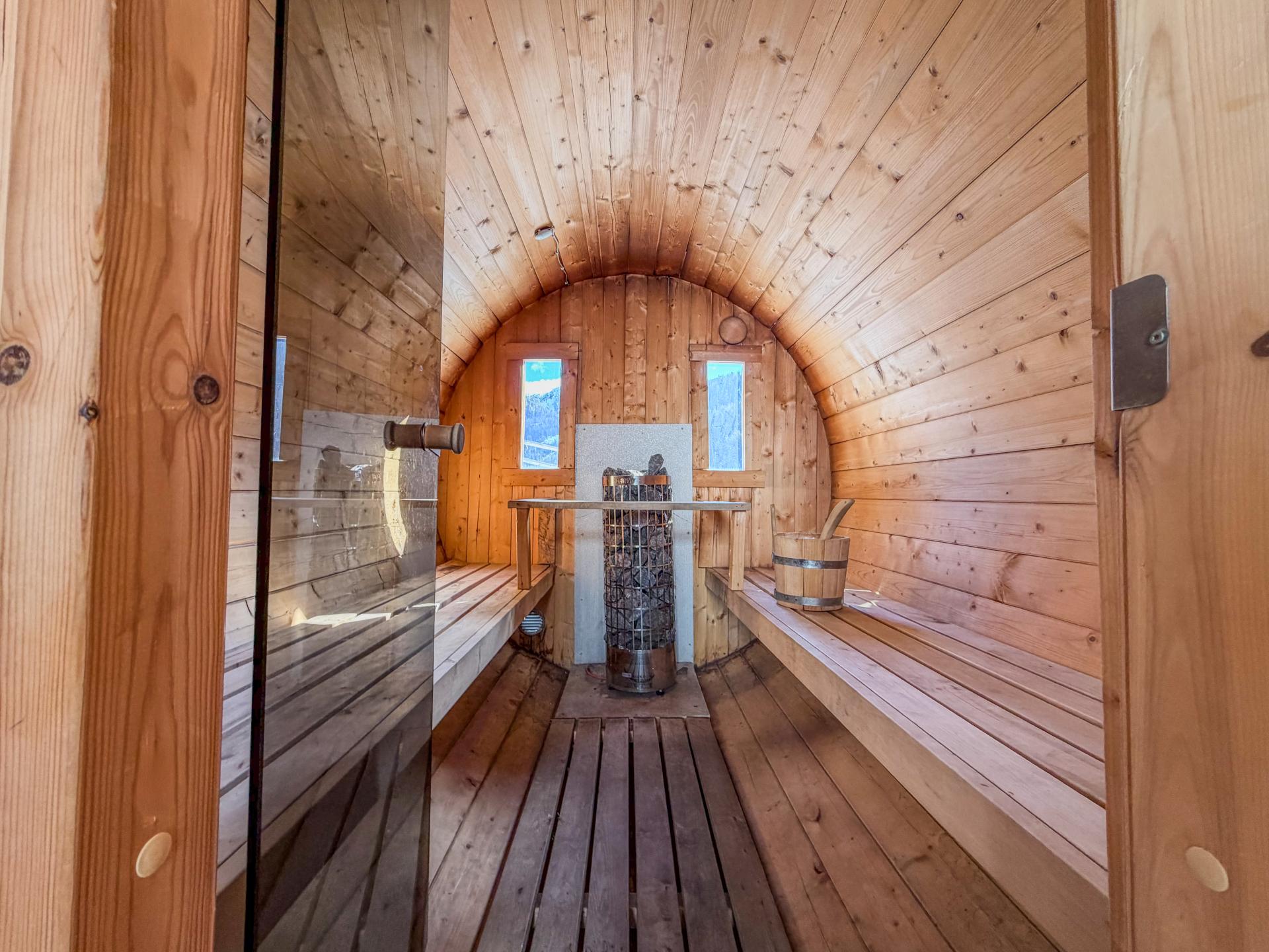 Luxe chalet voor 10 personen met privé sauna en grote tuin in Innerkrems - foto 85