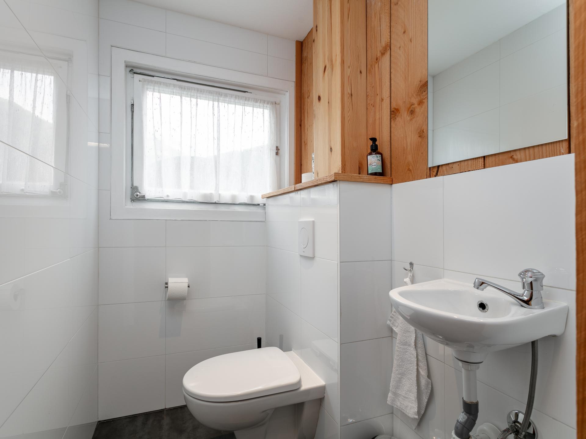 Luxe chalet voor 10 personen met privé sauna en grote tuin in Innerkrems - foto 17