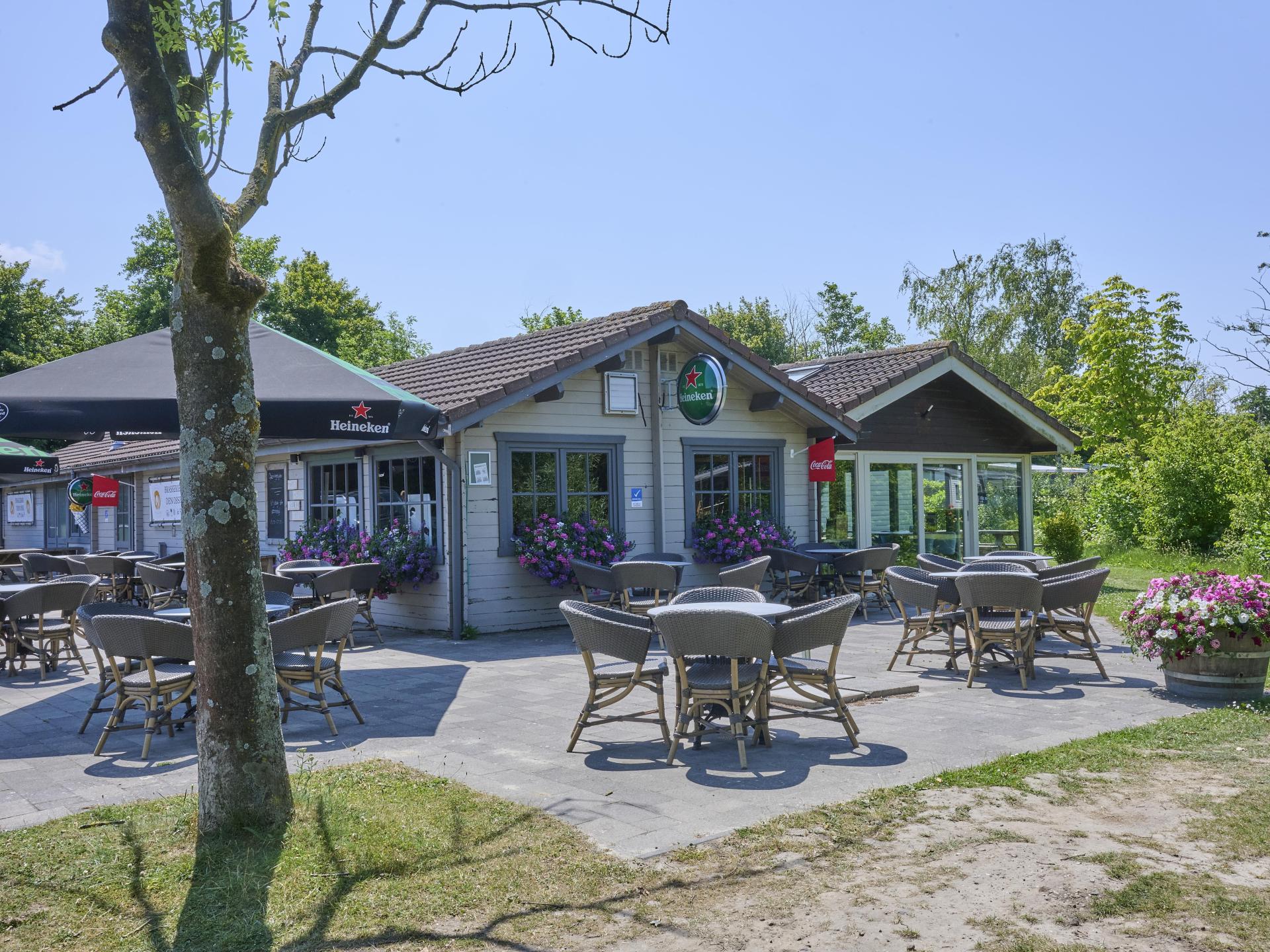 Knus familiechalet op vakantiepark Den Osse, 230m van het centrum van Brouwershaven - foto 47