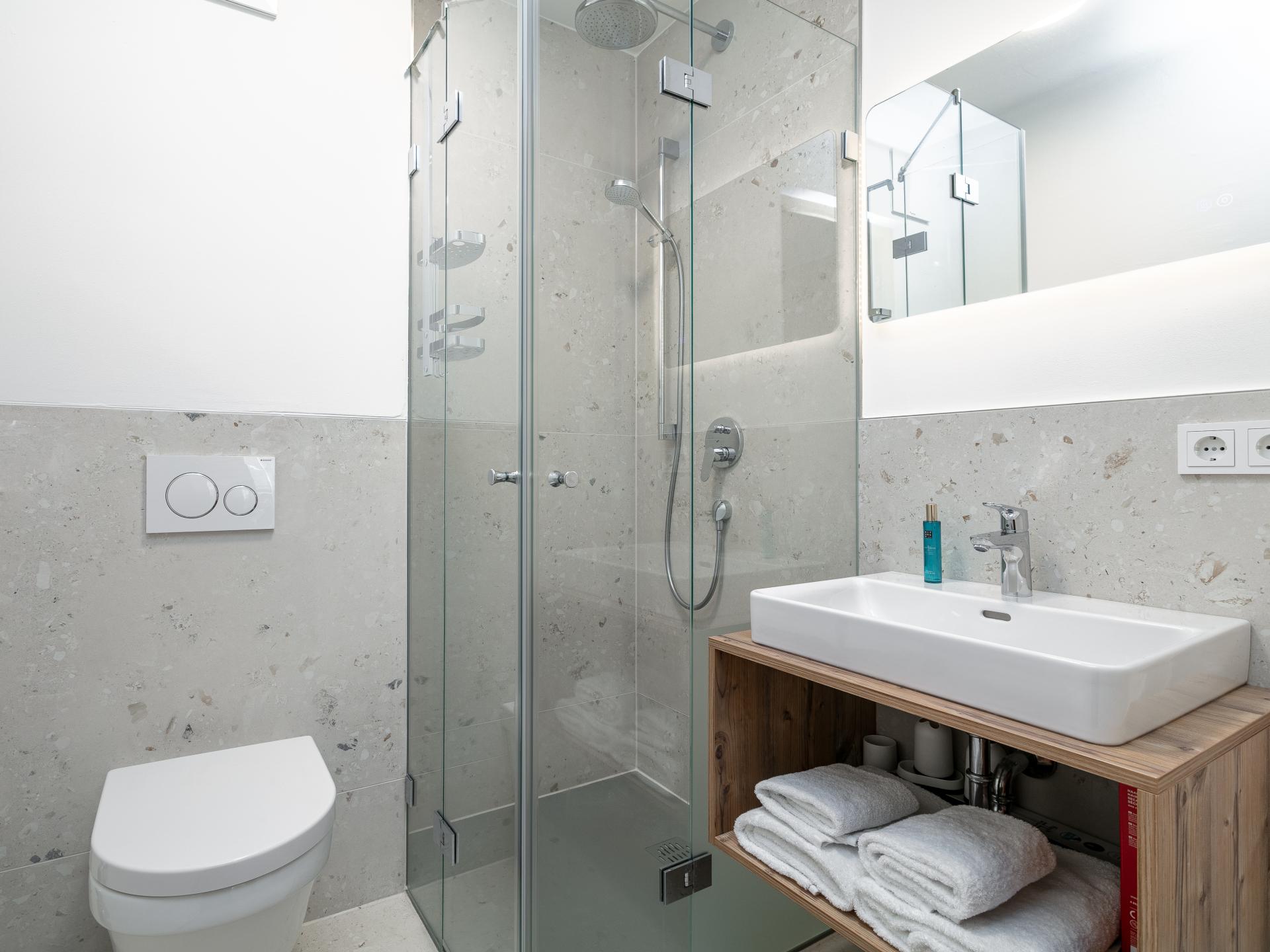 Modern appartement op 160m van de skilift in hartje Hopfgarten - foto 17