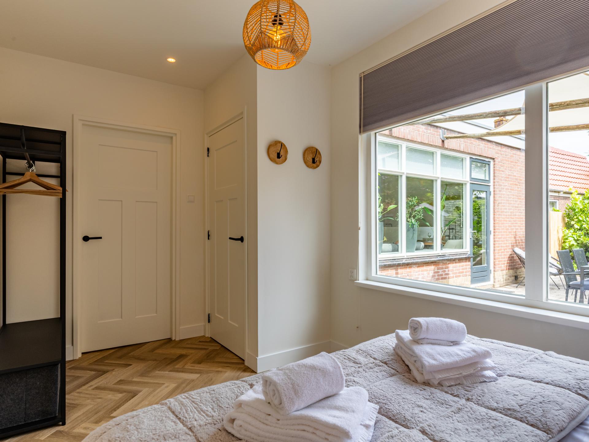 Sfeervol appartement met privé binnenplaats in centrum Warmenhuizen - foto 33