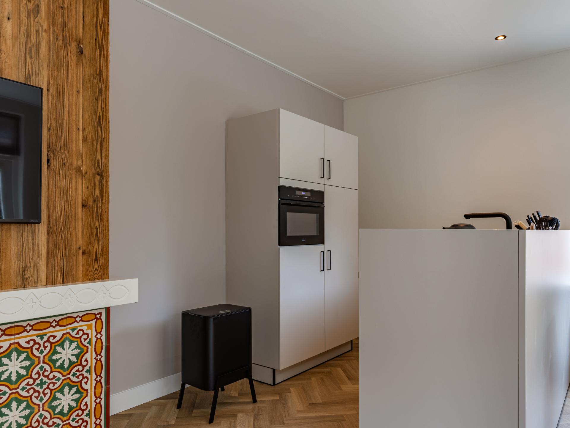 Sfeervol appartement met privé binnenplaats in centrum Warmenhuizen - foto 22
