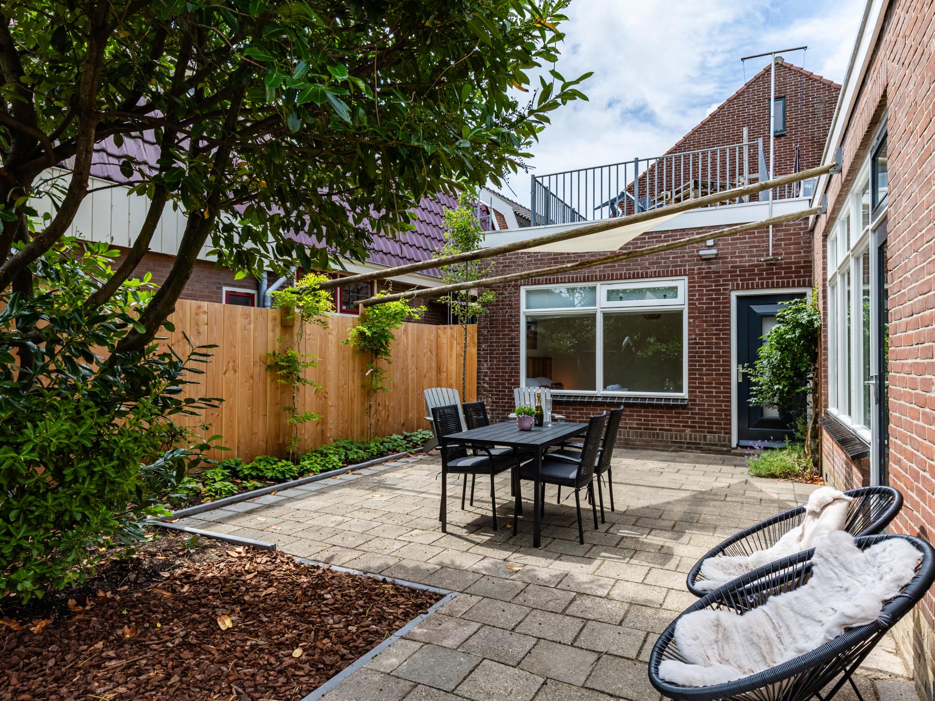 Sfeervol appartement met privé binnenplaats in centrum Warmenhuizen - foto 41