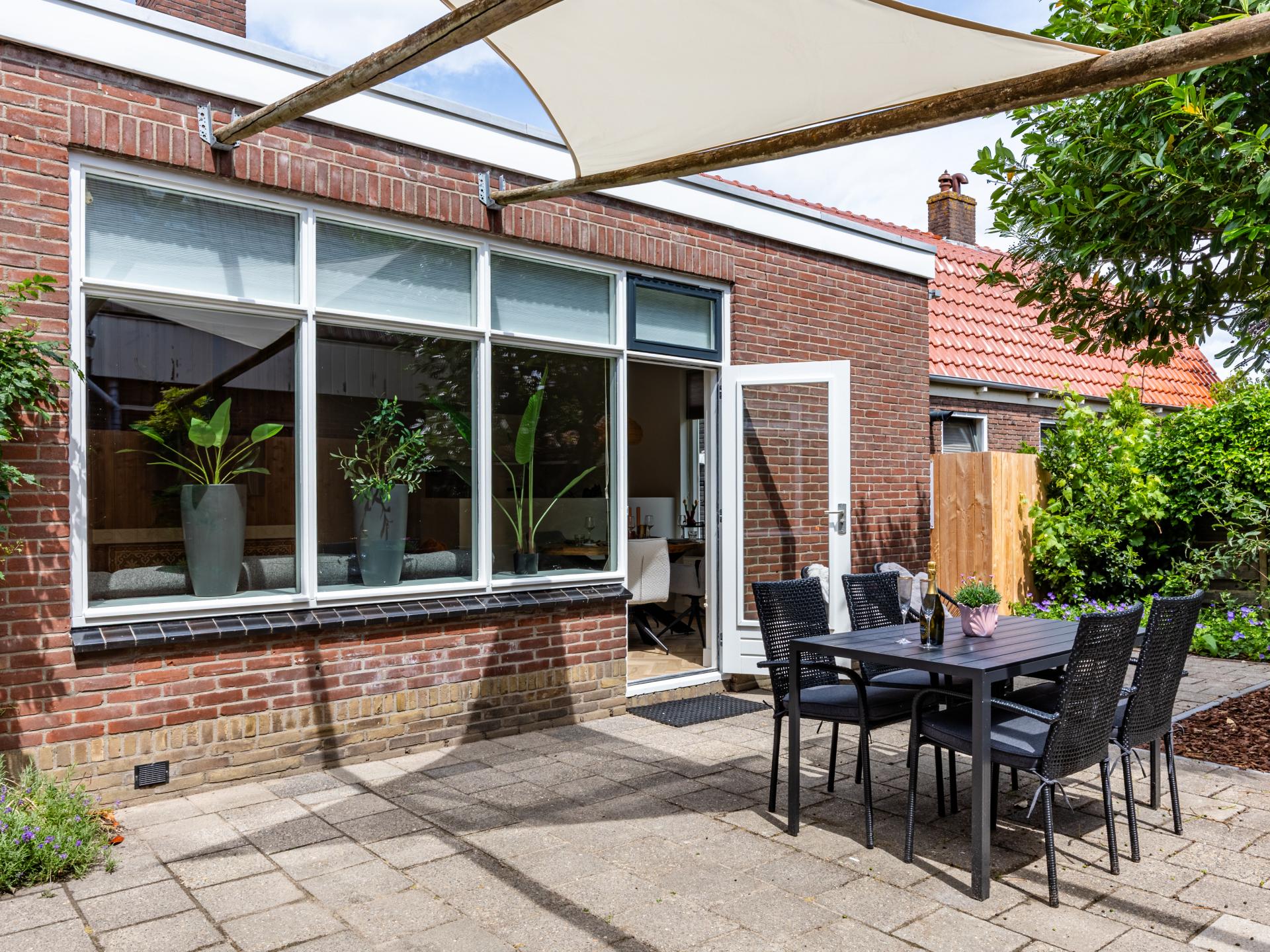Sfeervol appartement met privé binnenplaats in centrum Warmenhuizen - foto 16