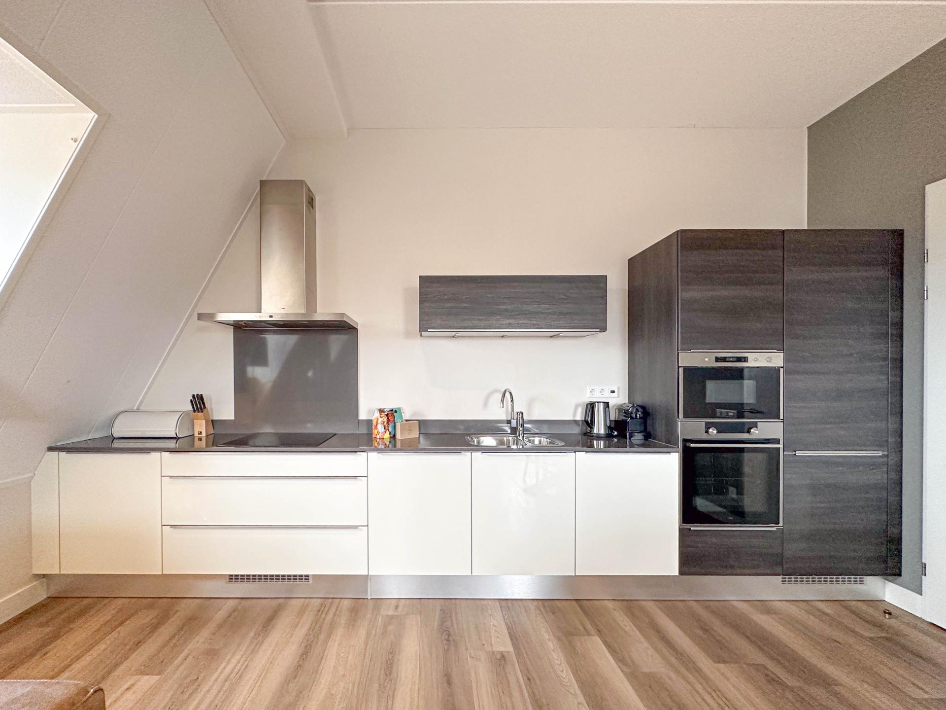Luxe appartement met Finse sauna, spa-bad en zeezicht in Colijnsplaat - foto 8