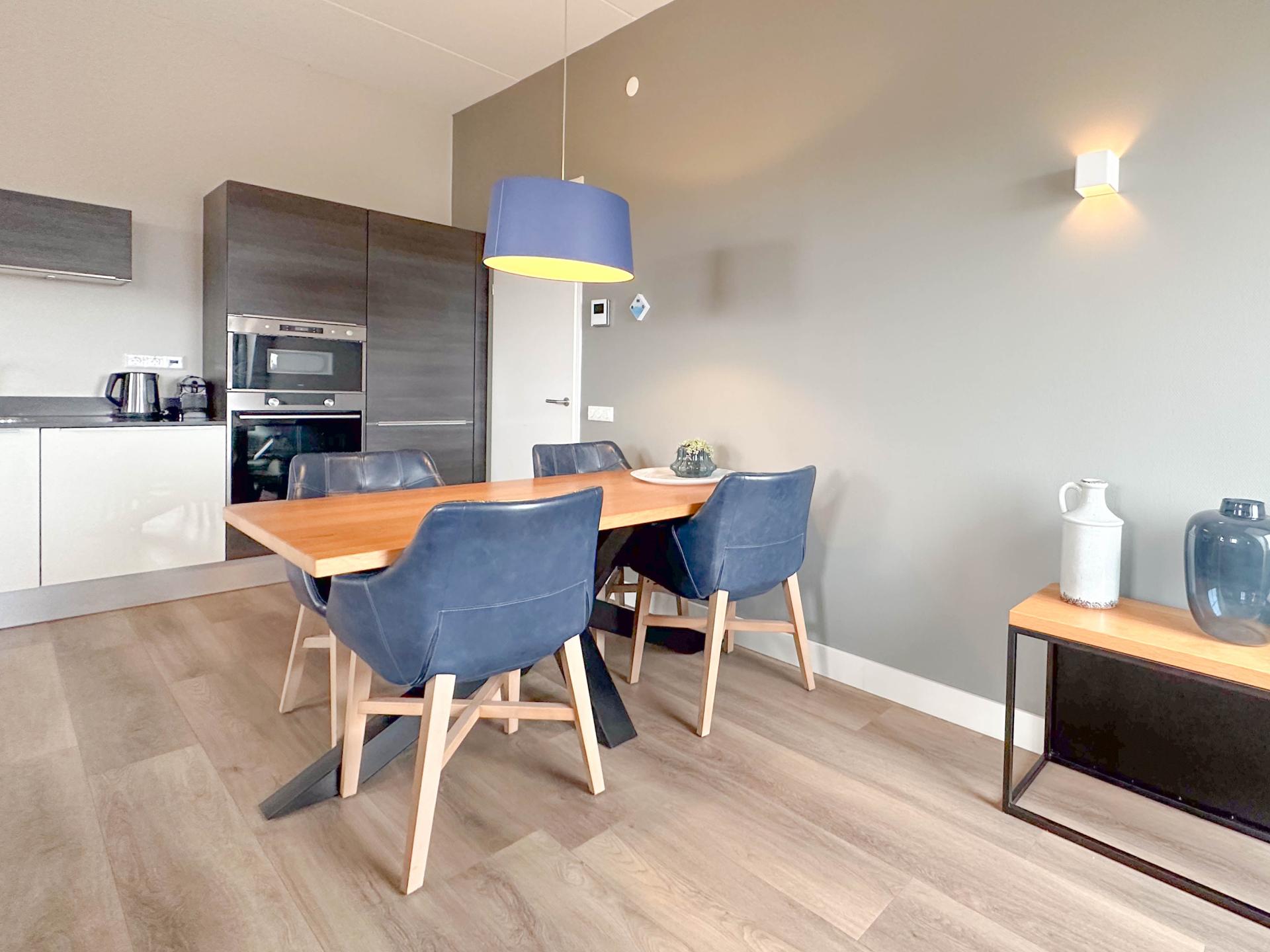 Luxe appartement met Finse sauna, spa-bad en zeezicht in Colijnsplaat - foto 6