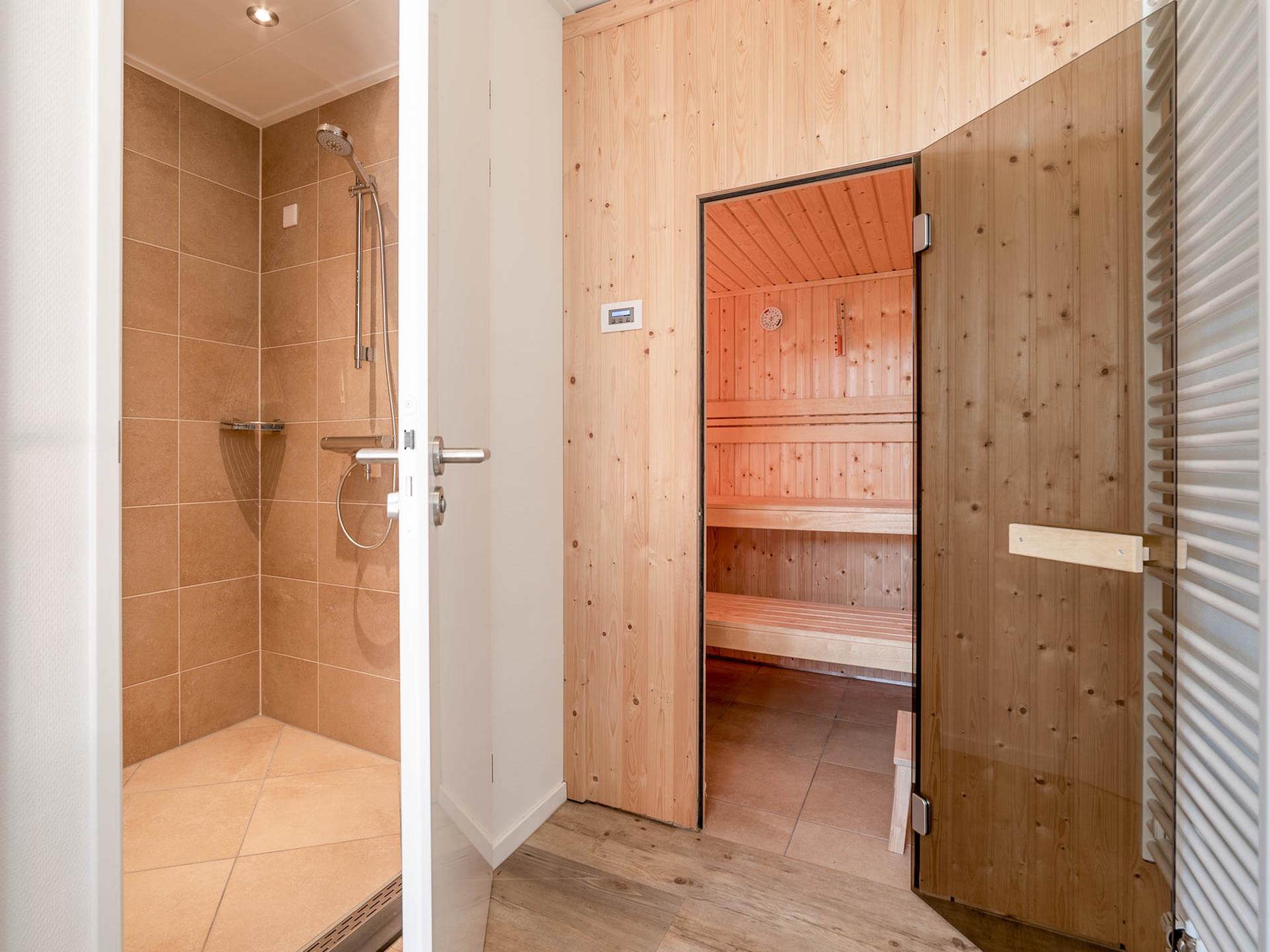 Luxe villa met sauna en spa op 500m van het strand in Colijnsplaat - foto 12