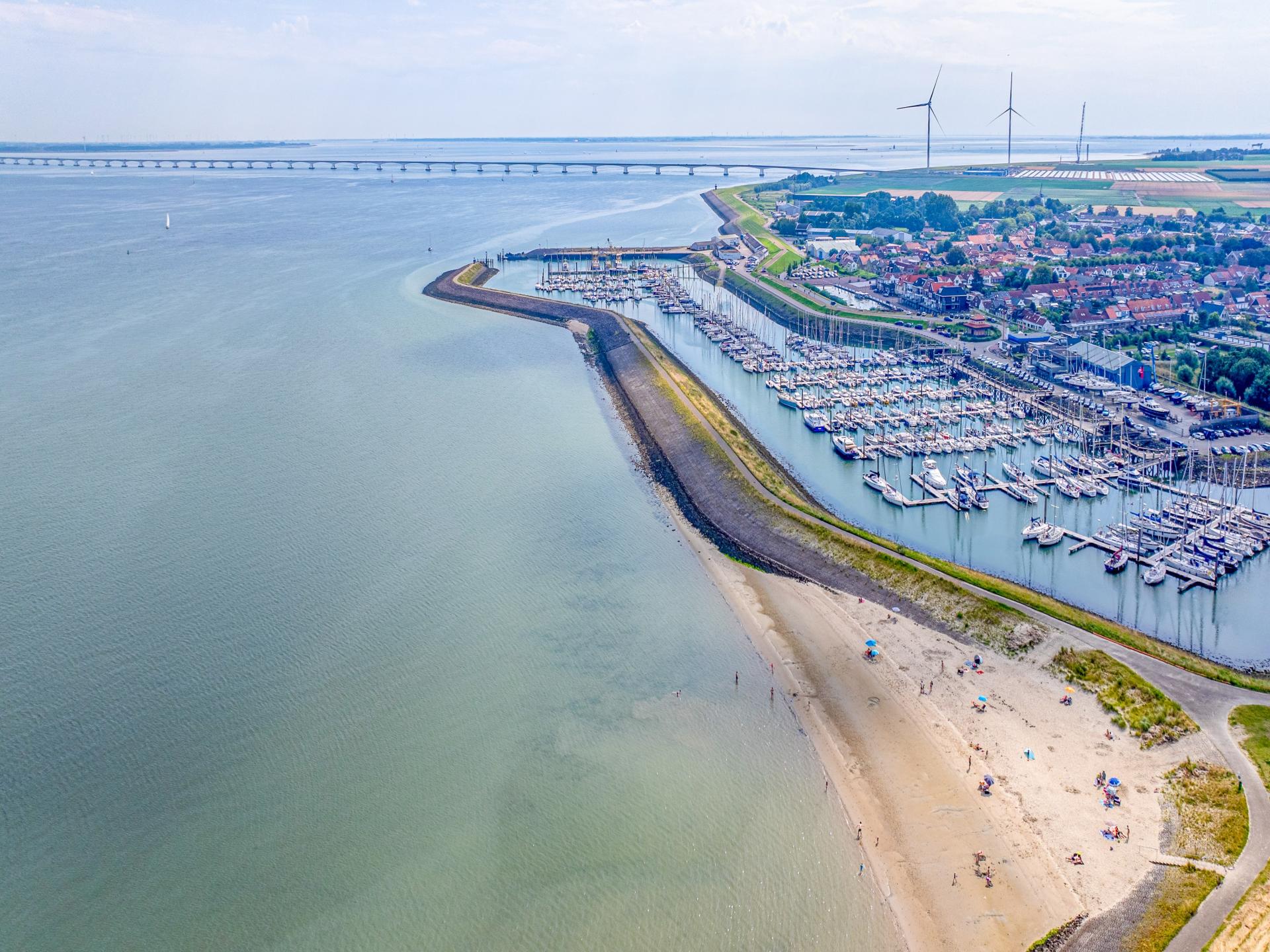 Luxe villa met sauna en spa op 500m van het strand in Colijnsplaat - foto 37