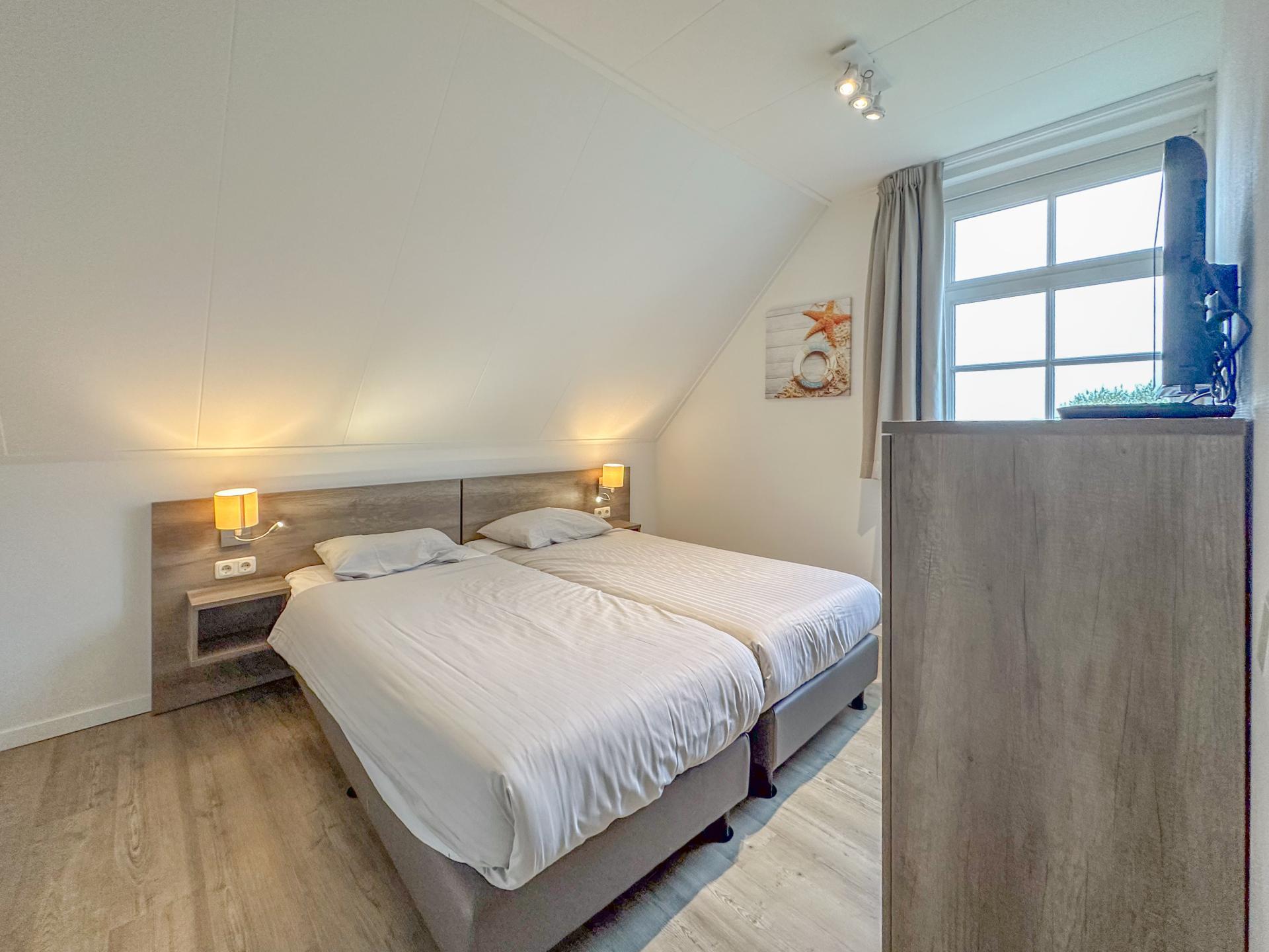 Luxe villa met sauna en spa op 500m van het strand in Colijnsplaat - foto 21