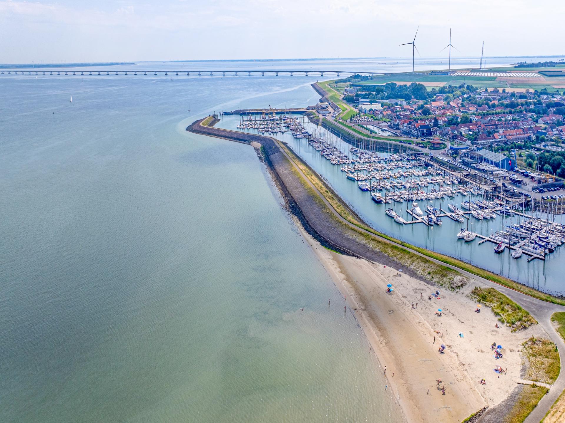 Luxe villa met sauna en spabad, 500m van het strand in Colijnsplaat - foto 27