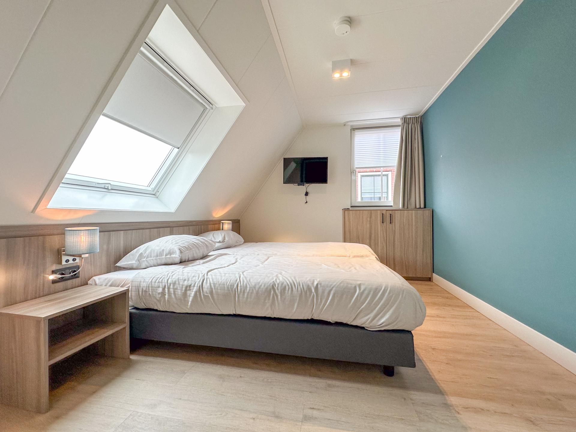 Luxe villa met sauna en spabad, 500m van het strand in Colijnsplaat - foto 11