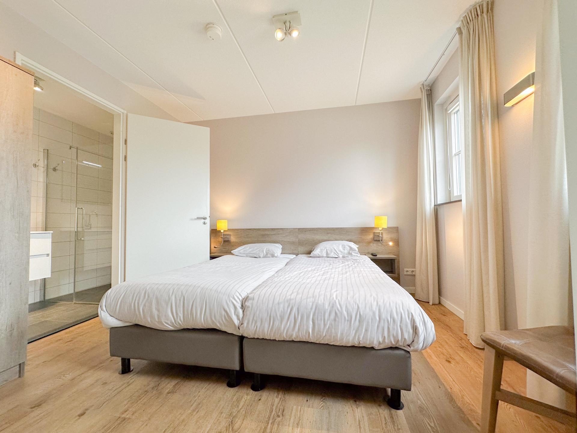 Luxe vrijstaande villa aan zee in Colijnsplaat voor 8 personen - foto 14