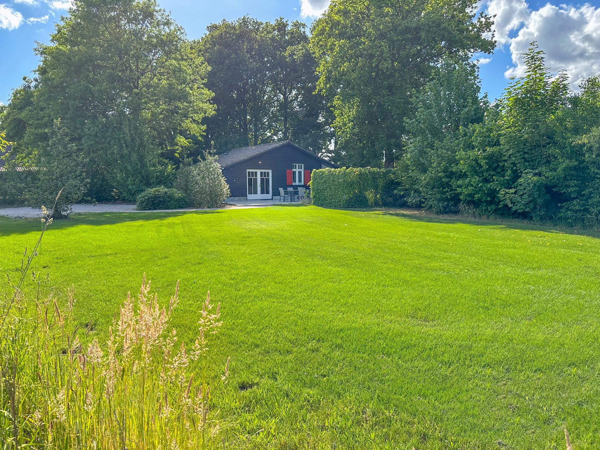 Luxe vrijstaand vakantiehuis met hottub in groene omgeving bij Breda - foto 23