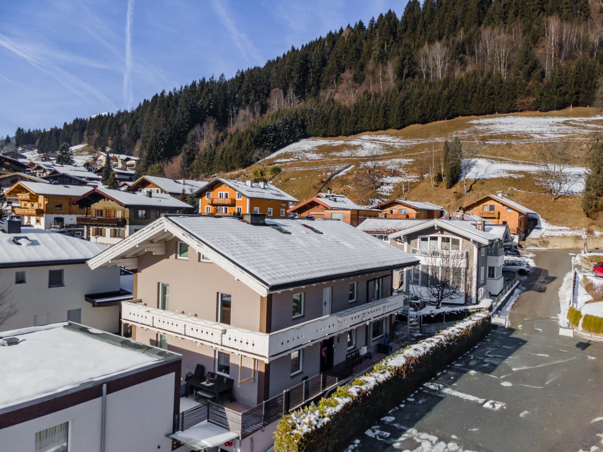 Vrijstaand vakantiehuis met terras, 300m van de skilift in Neukirchen - foto 30