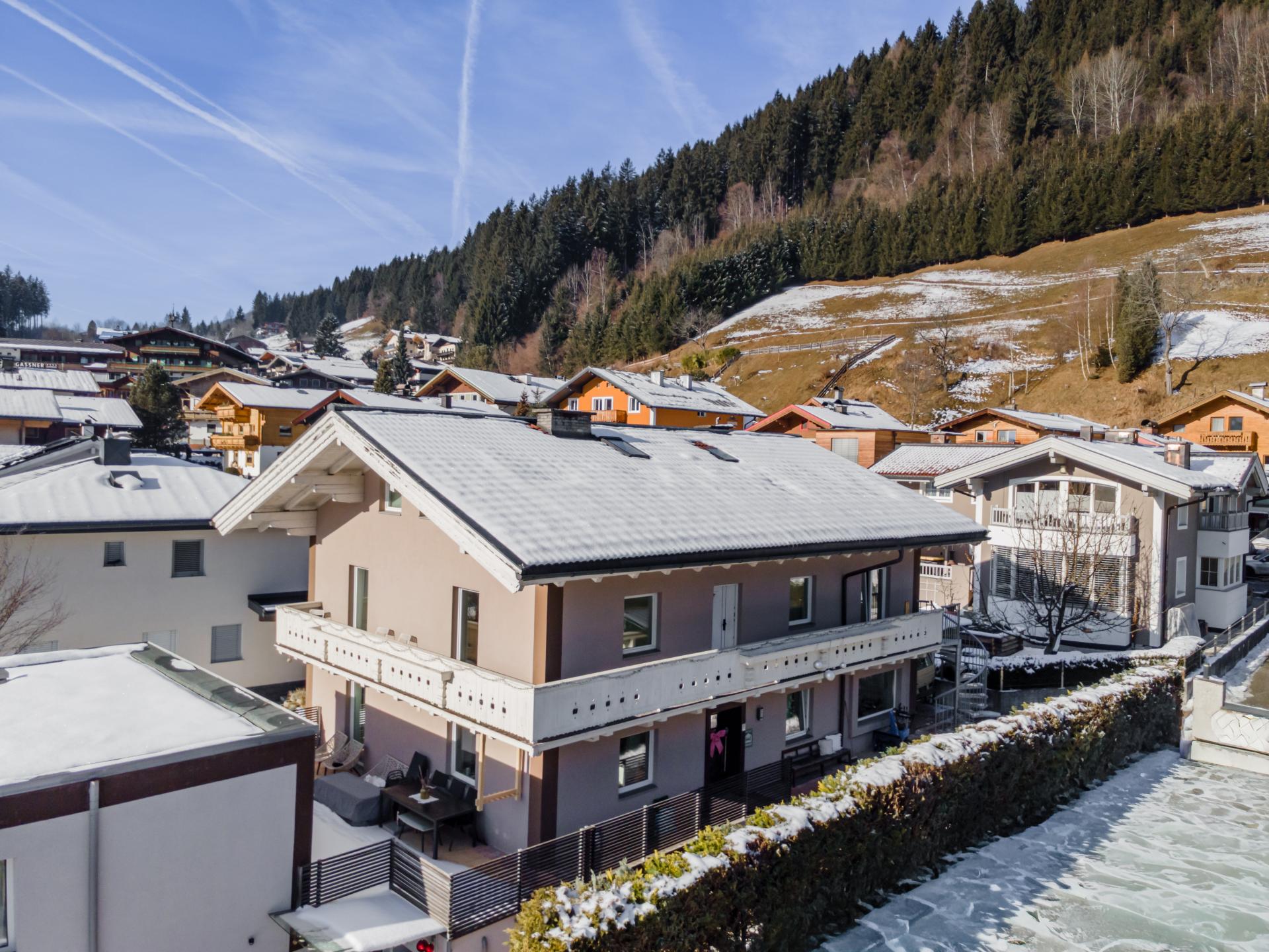 Vrijstaand vakantiehuis met terras, 300m van de skilift in Neukirchen - foto 31