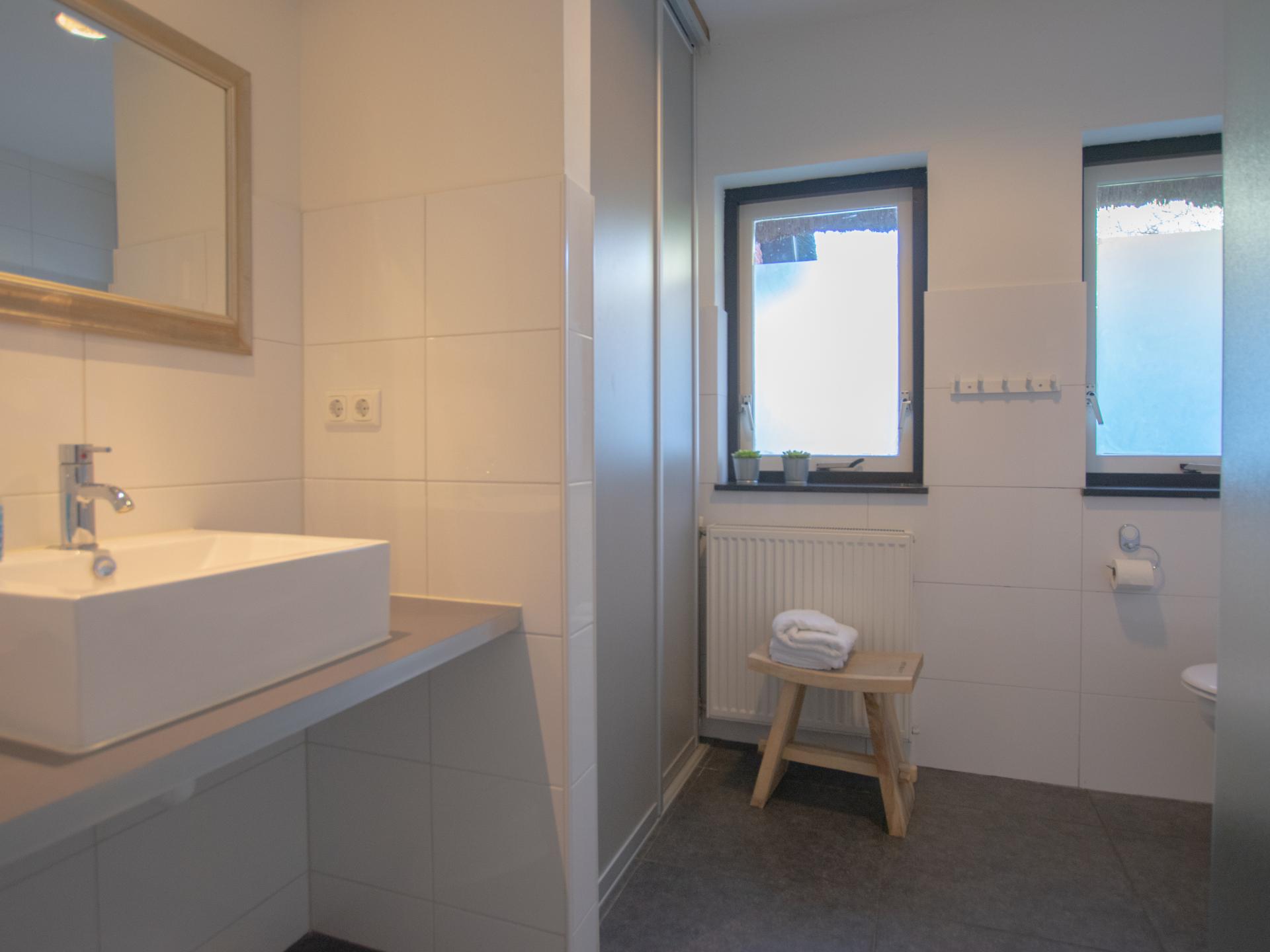 Landhuis met sauna en omheinde tuin bij strand van Callantsoog - foto 16