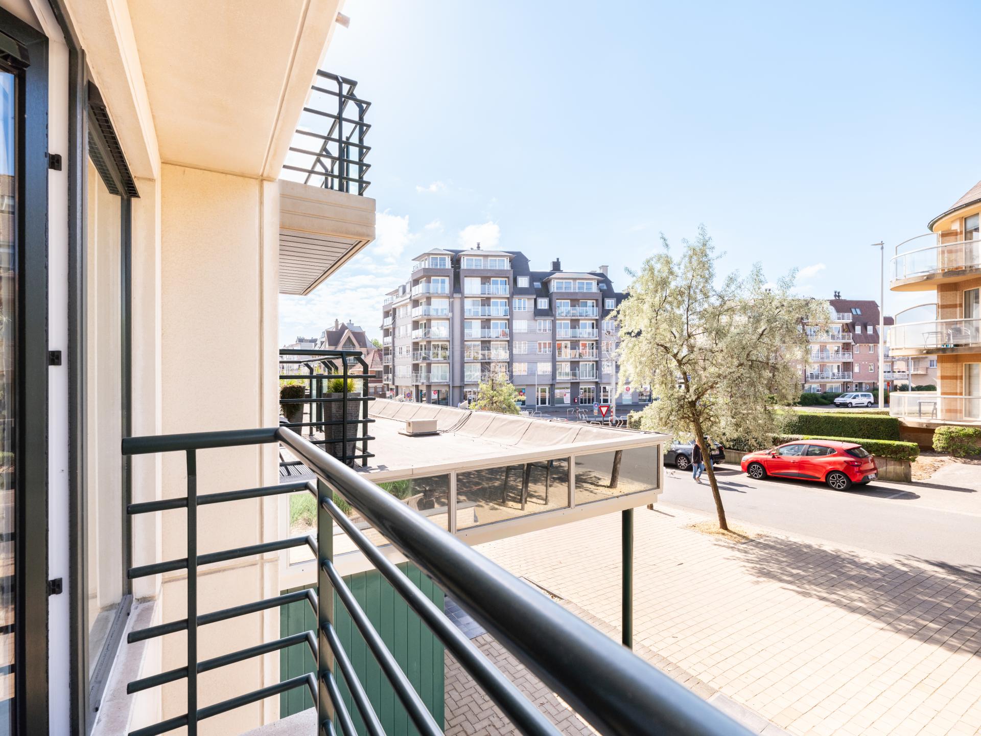 Op 400 m van zee: verzorgd appartement in centrum Koksijde - foto 2