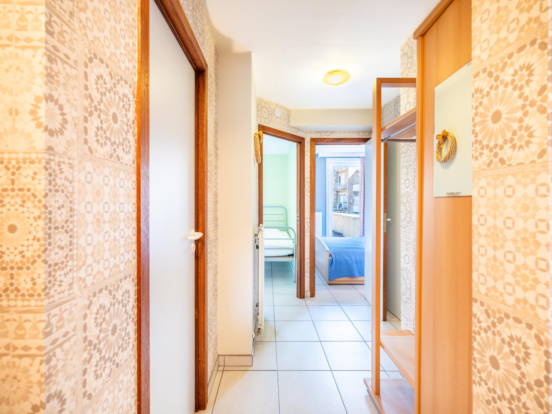 Op 400 m van zee: verzorgd appartement in centrum Koksijde - foto 9