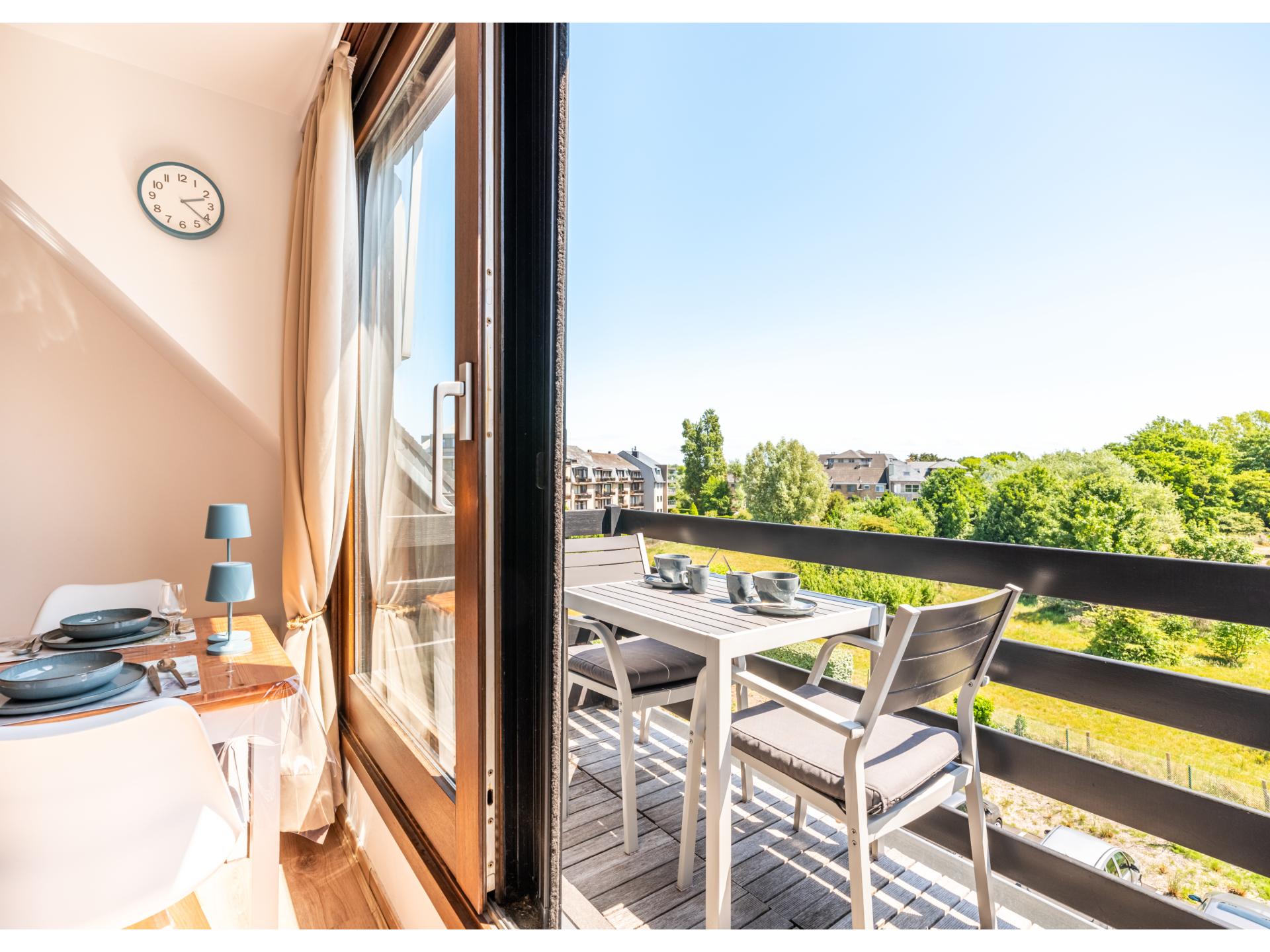 Op 700 m van zee: modern 2-persoons appartement in centrum Koksijde - foto 2