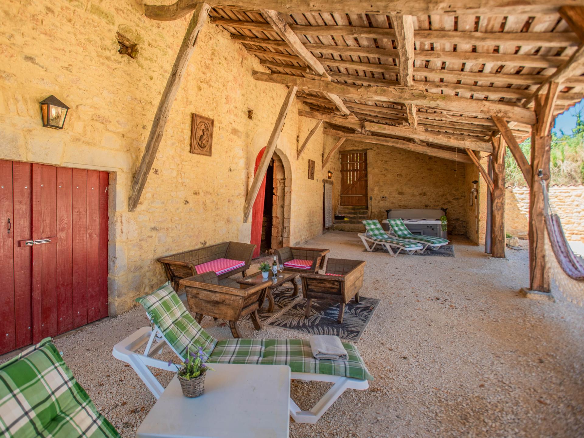 4-persoons sfeervol vakantiehuis in Montcabrier met bubbelbad - foto 50