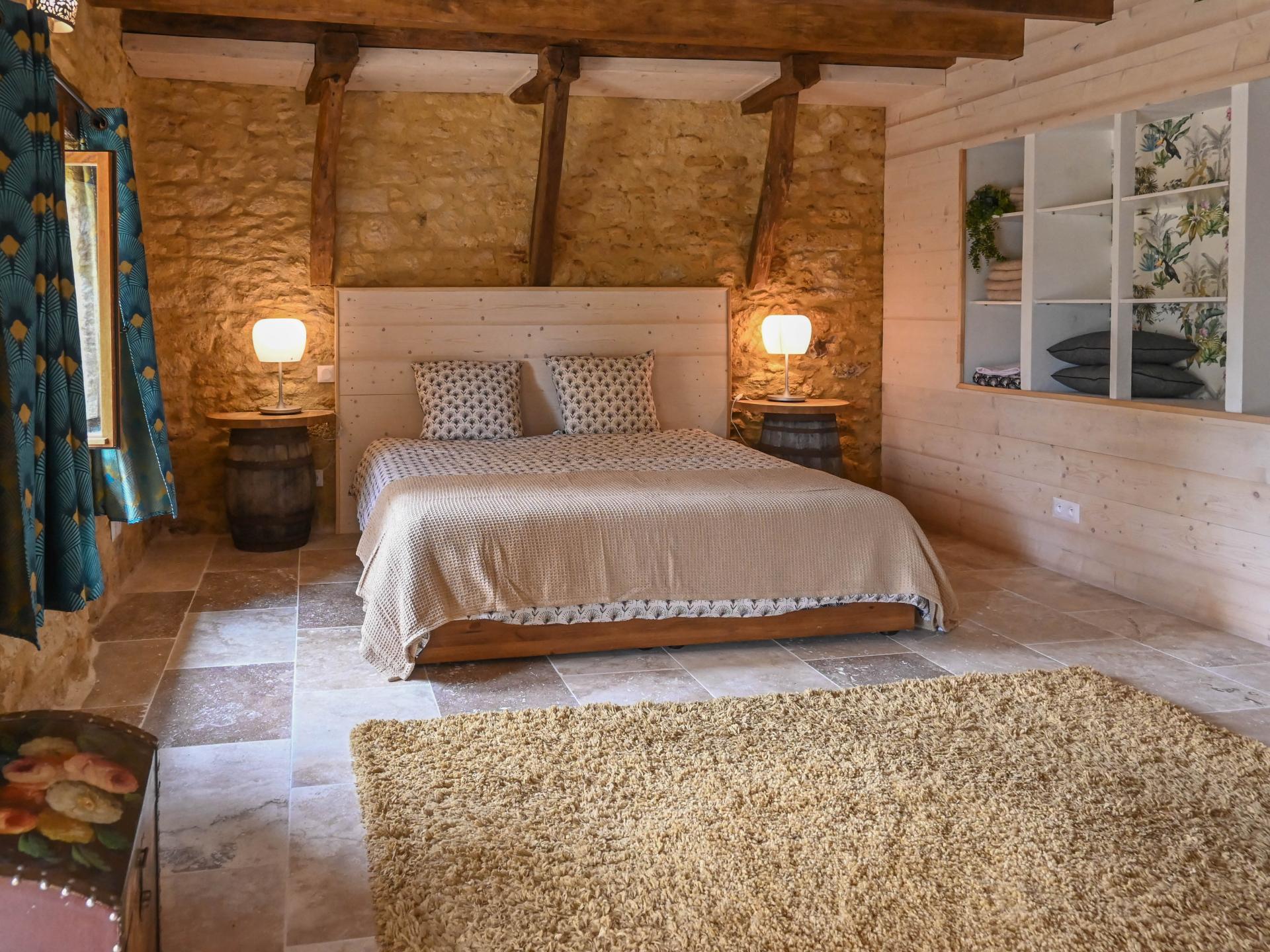4-persoons sfeervol vakantiehuis in Montcabrier met bubbelbad - foto 5