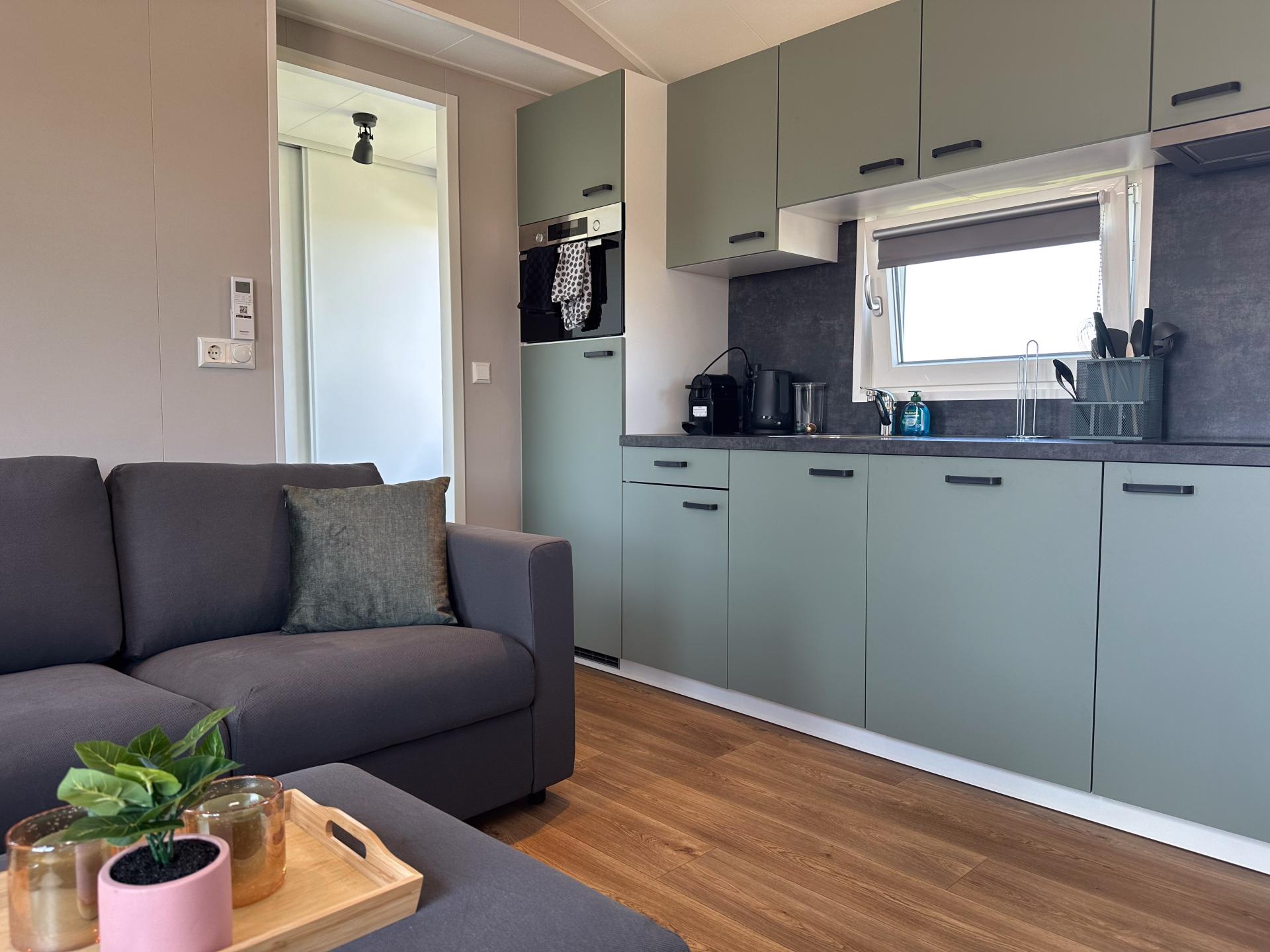 Modern chalet aan de Loosdrechtse Plassen met airco en privéterras - foto 9
