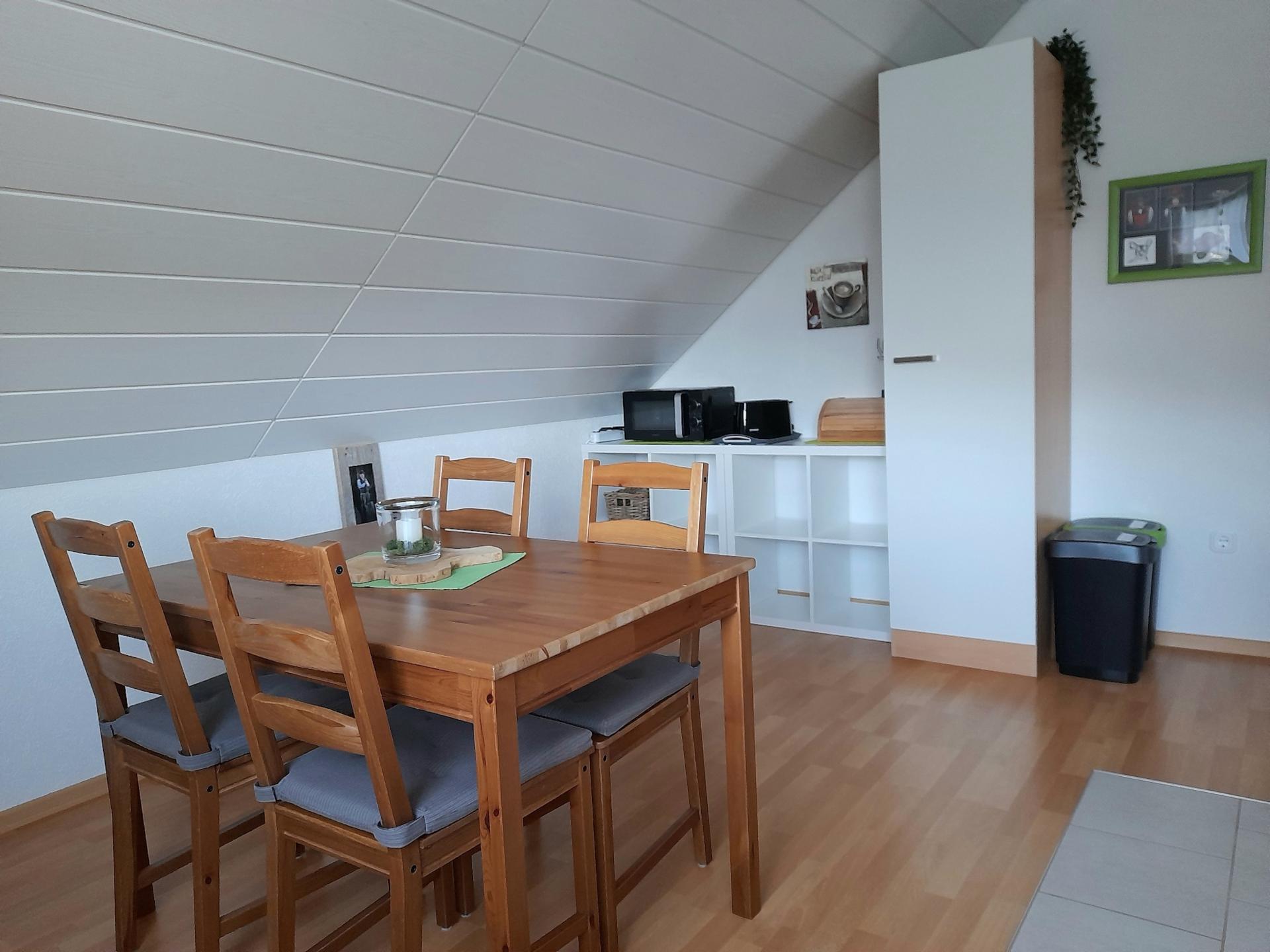 Licht penthouse met balkon, eigen tuin & BBQ aan de skipiste in Herrischried - foto 6
