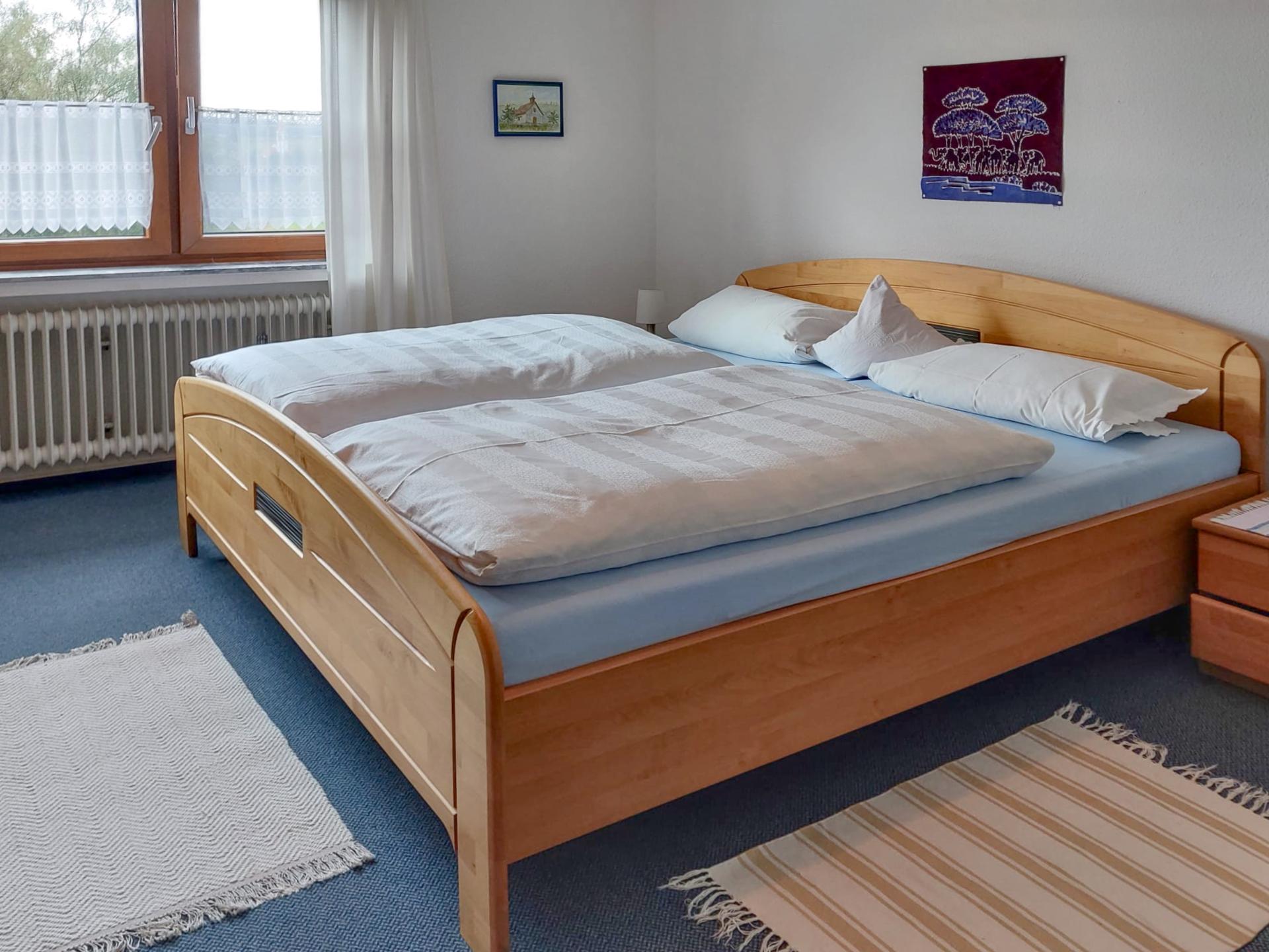 Ruim appartement in Waldachtal met houtkachel en balkon, vlakbij het bos - foto 10
