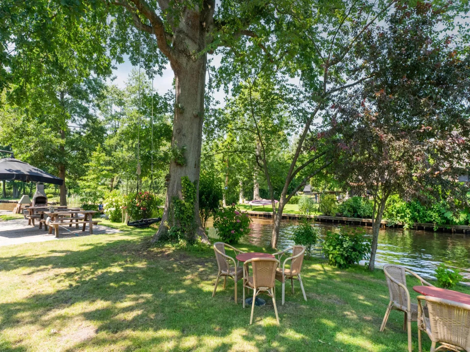 Vakantieboerderij aan het water in Giethoorn – 6 personen, 180m² - foto 2