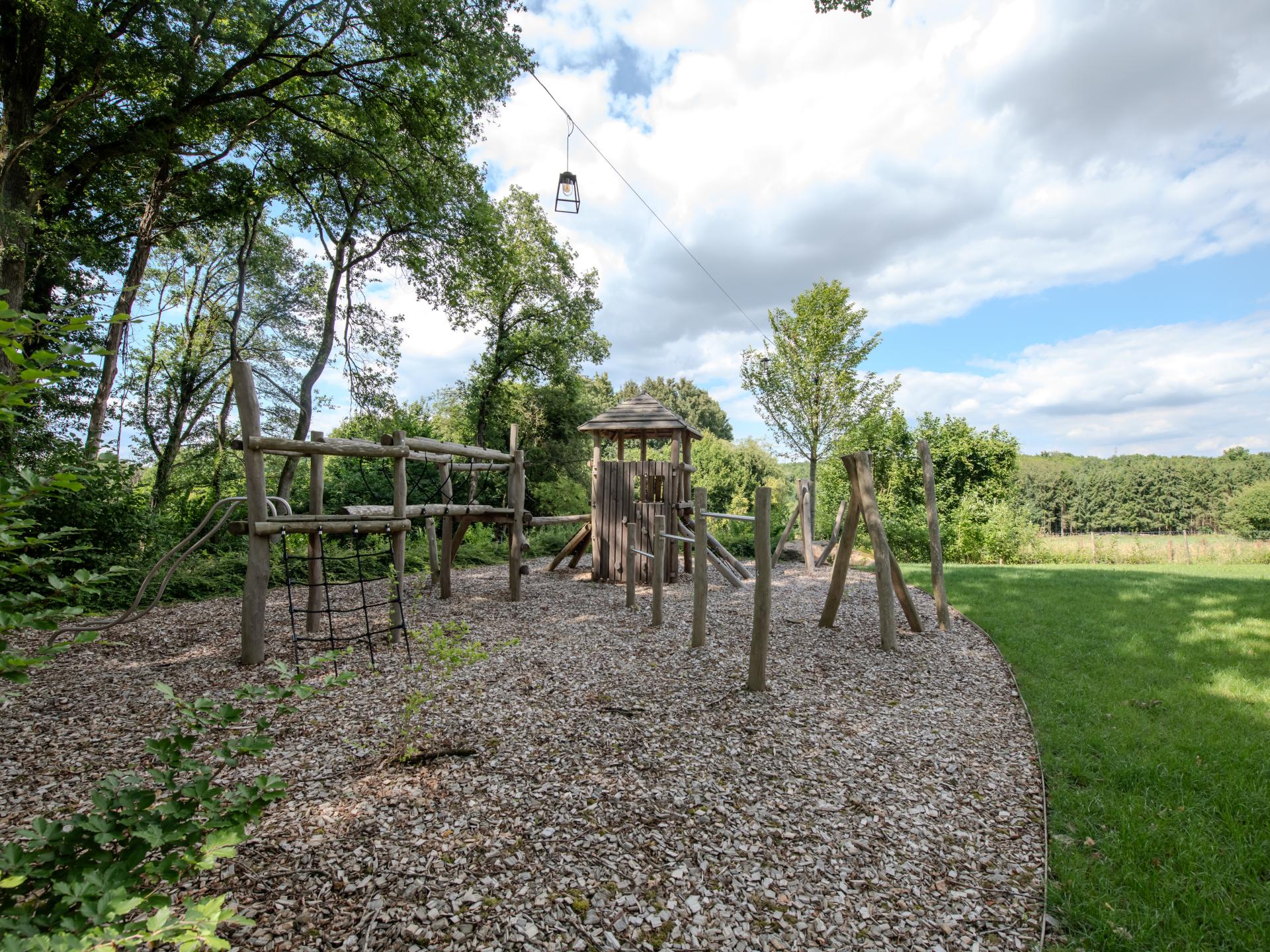 Designwoning met wellness in de bossen bij Biron, 8 personen - foto 37