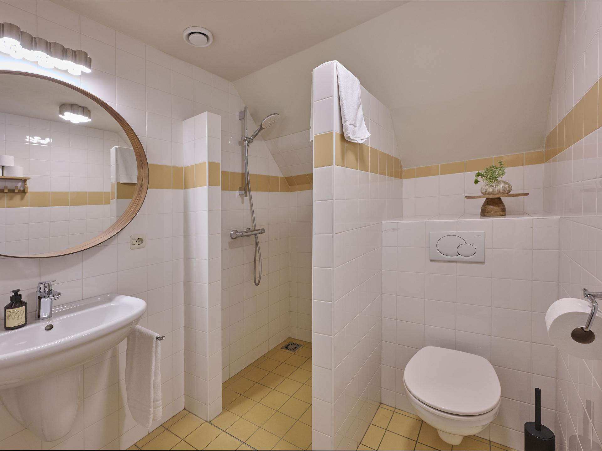 Wellnessvilla met sauna en hottub op het Sallandse platteland - foto 35